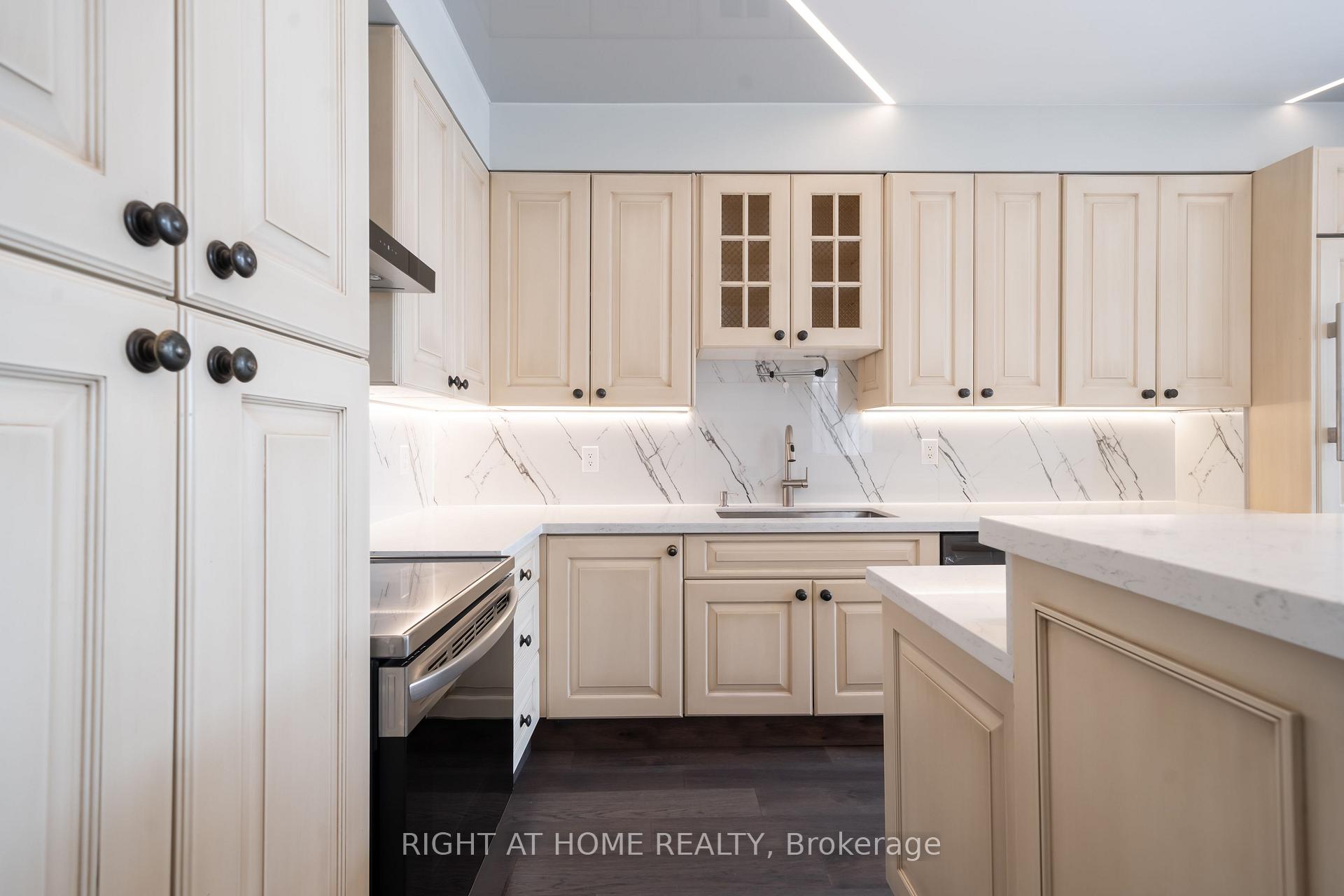 Photo 7 of 243 Terra Road, Vaughan, East Woodbridge — HOMEH