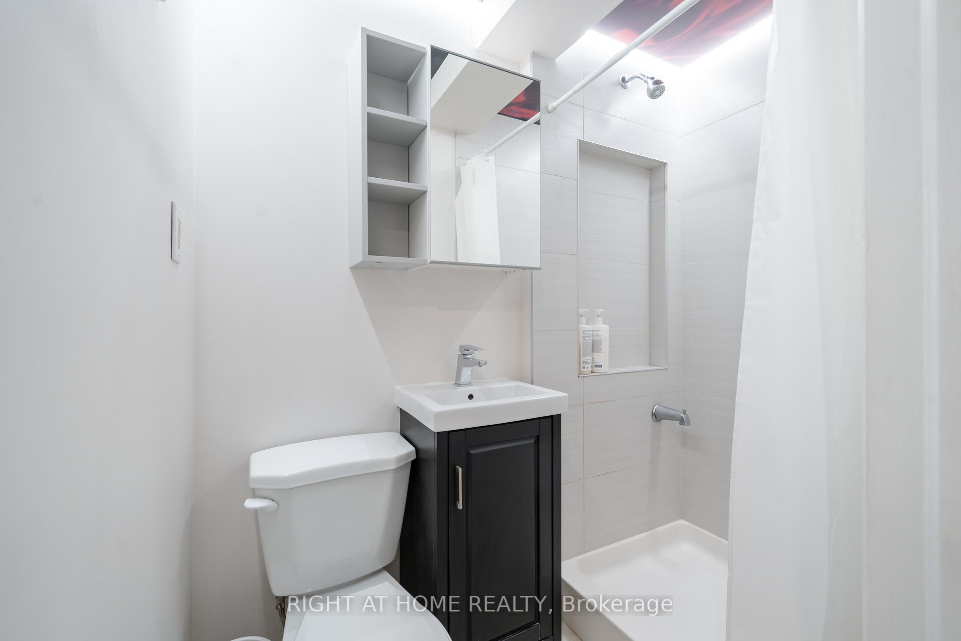 Photo 32 of 243 Terra Road, Vaughan, East Woodbridge — HOMEH