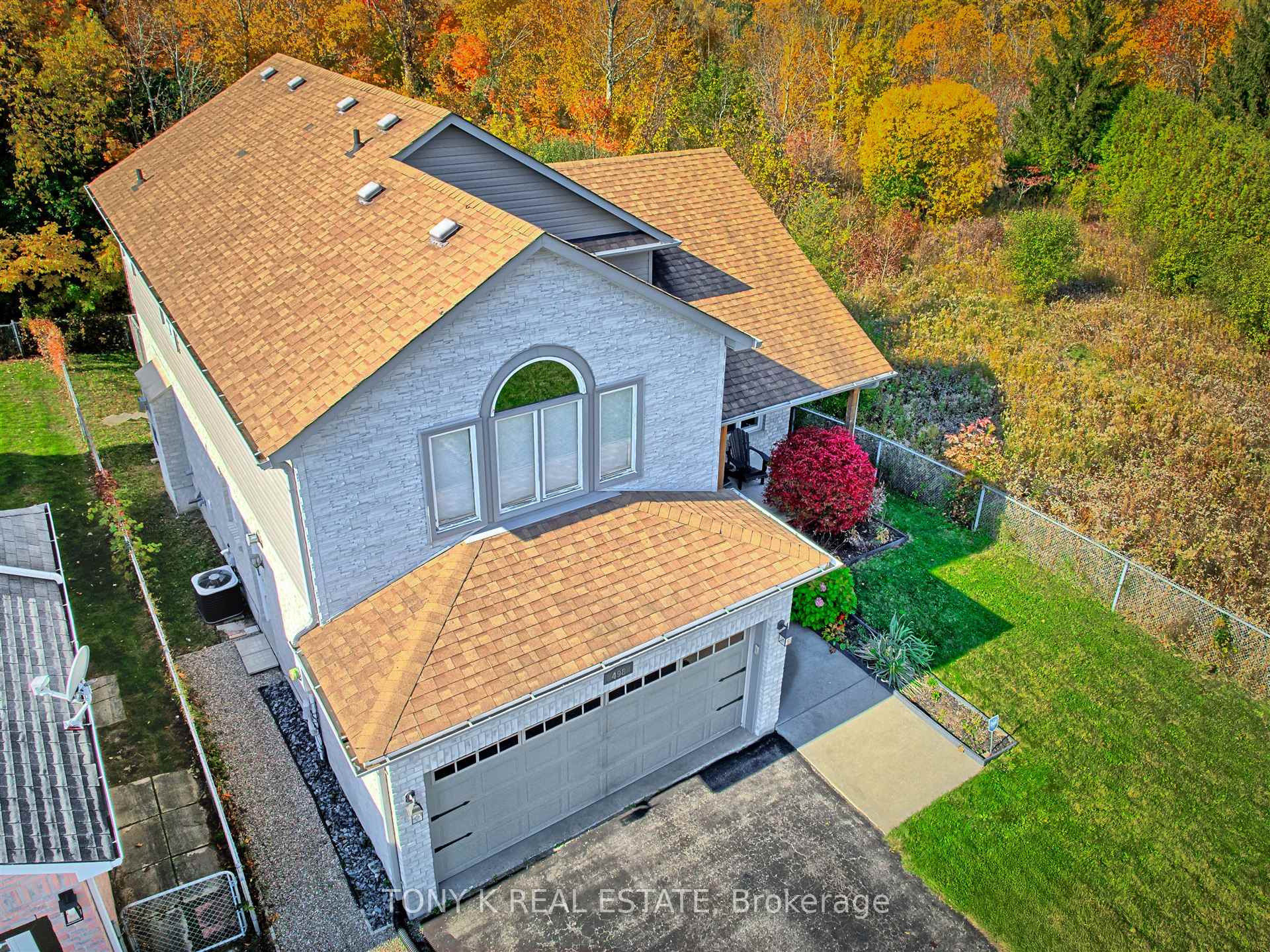 Photo 2 of 498 Safari Drive, Oshawa, Eastdale — HOMEH