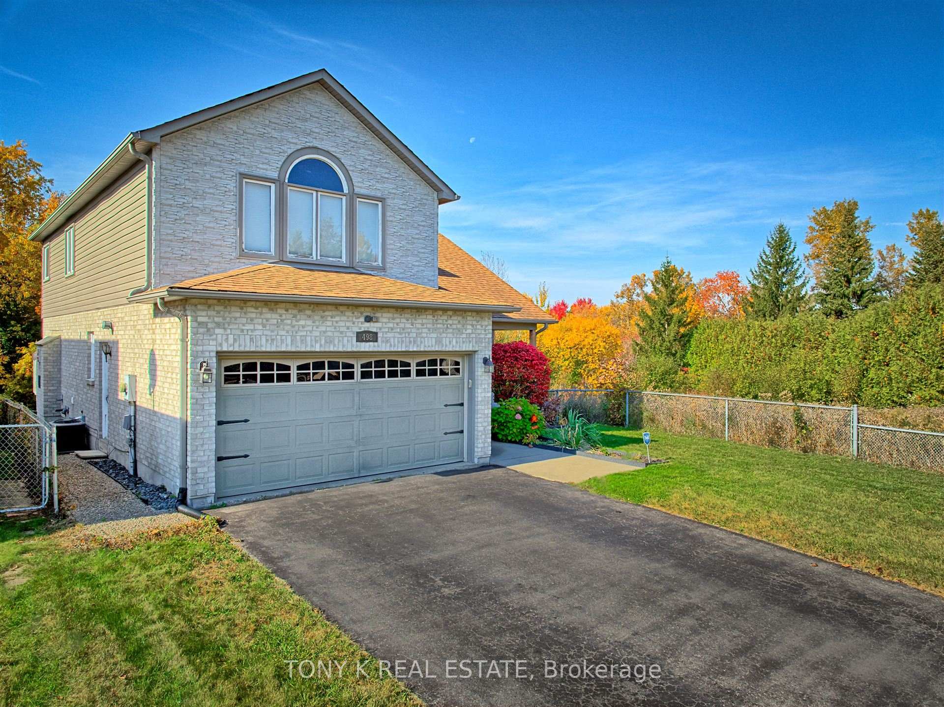 Photo 3 of 498 Safari Drive, Oshawa, Eastdale — HOMEH