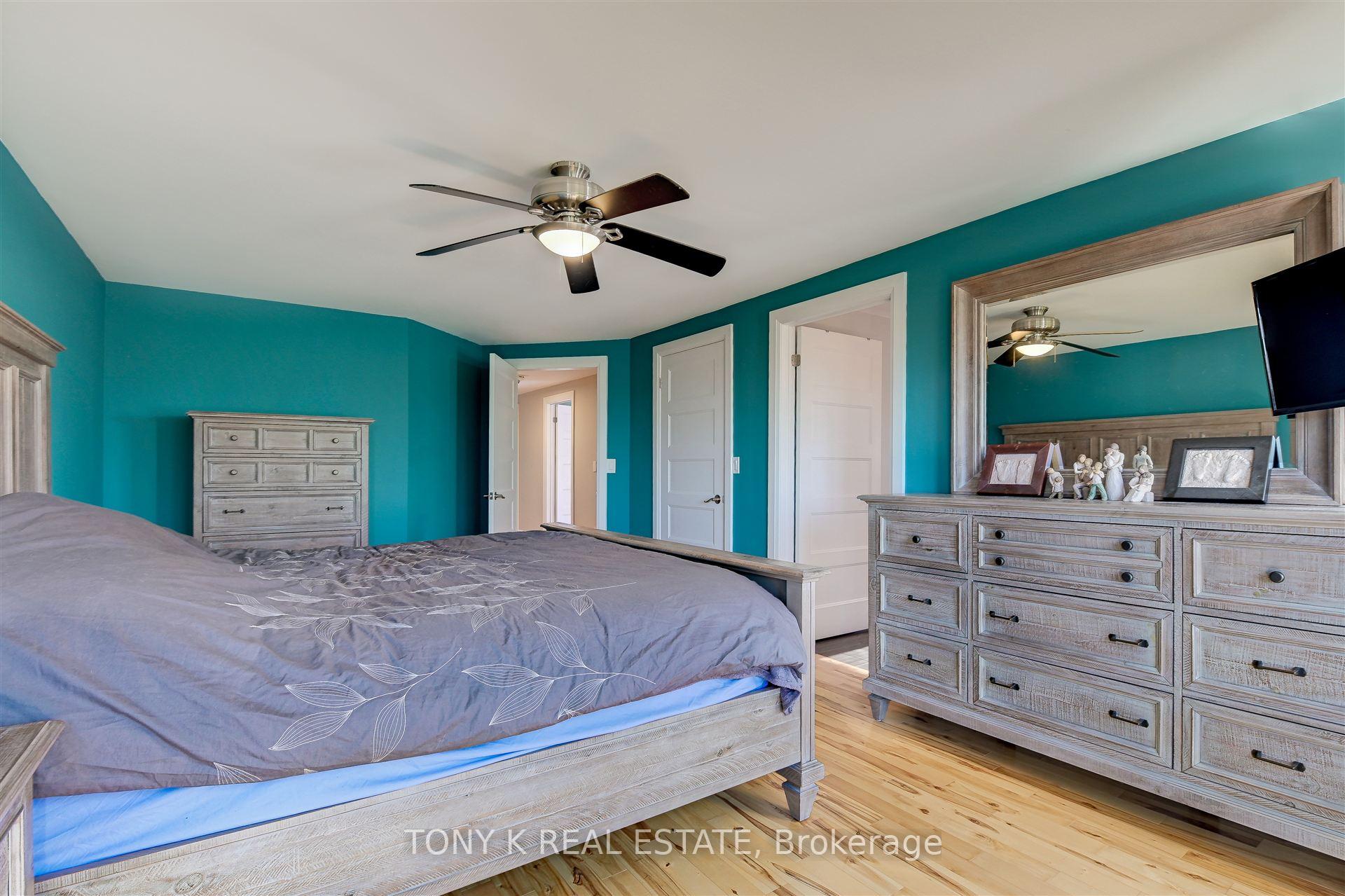 Photo 13 of 498 Safari Drive, Oshawa, Eastdale — HOMEH