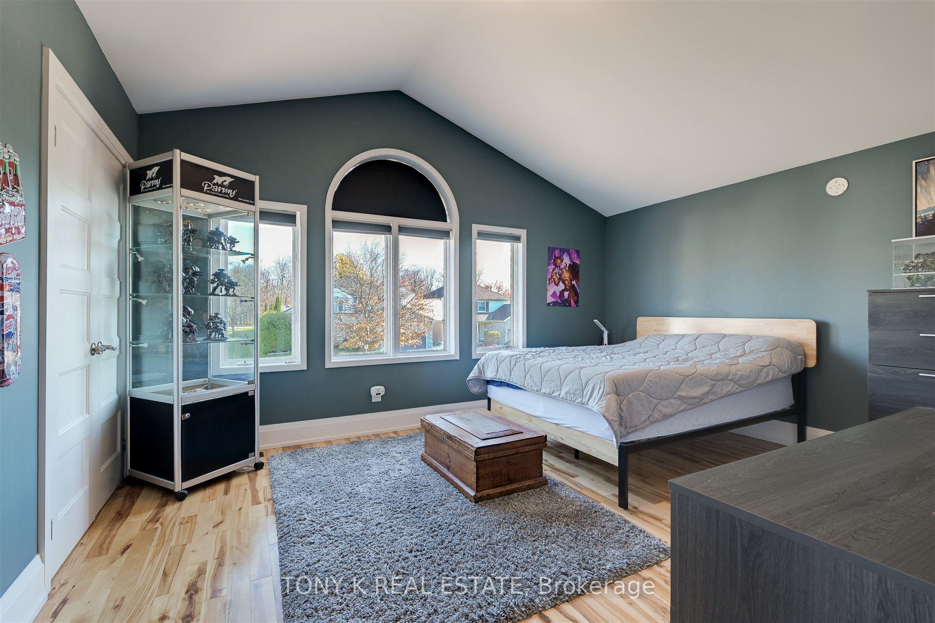 Photo 16 of 498 Safari Drive, Oshawa, Eastdale — HOMEH