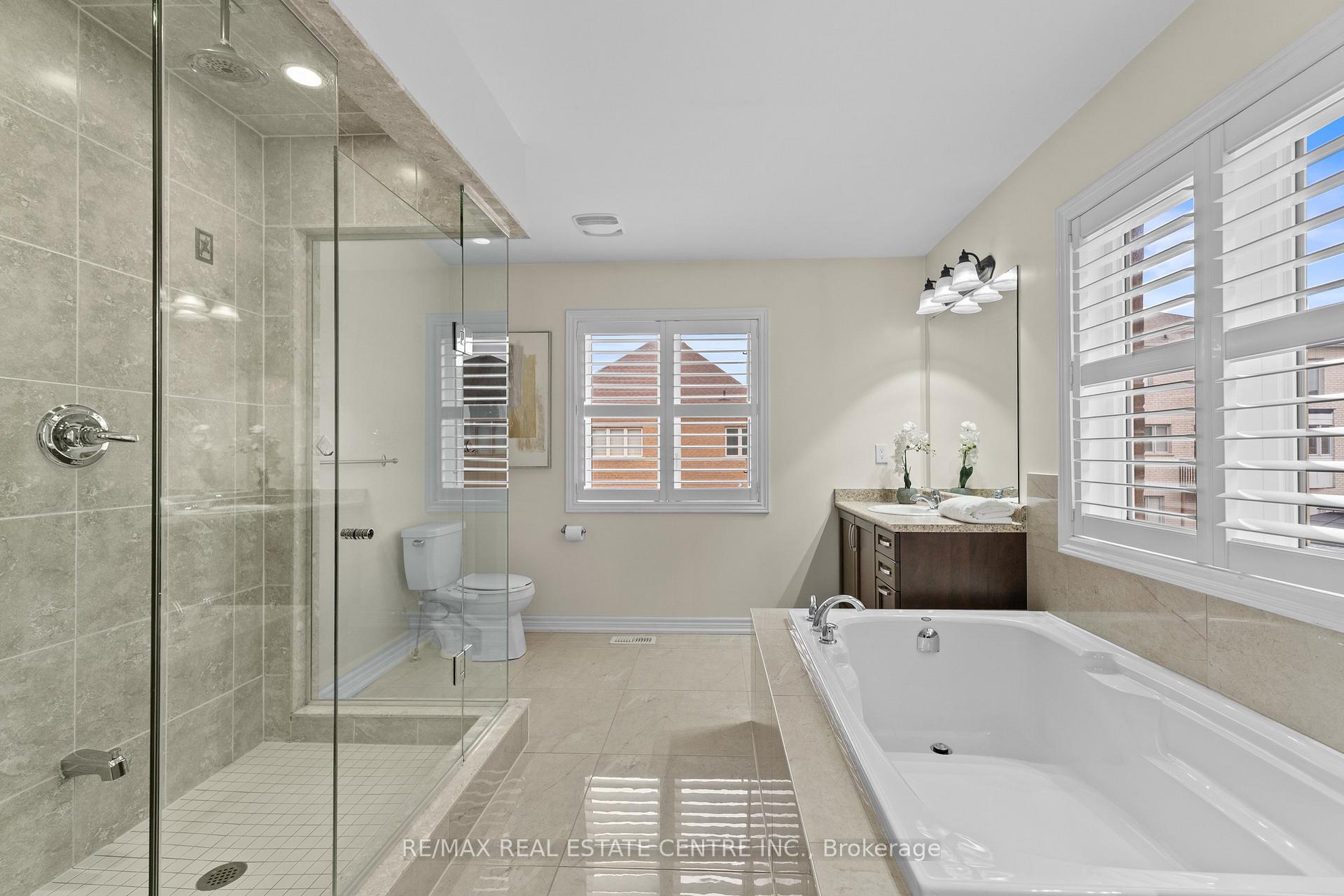 Photo 20 of 14 Garyscholl Road, Vaughan, Vellore Village — HOMEH