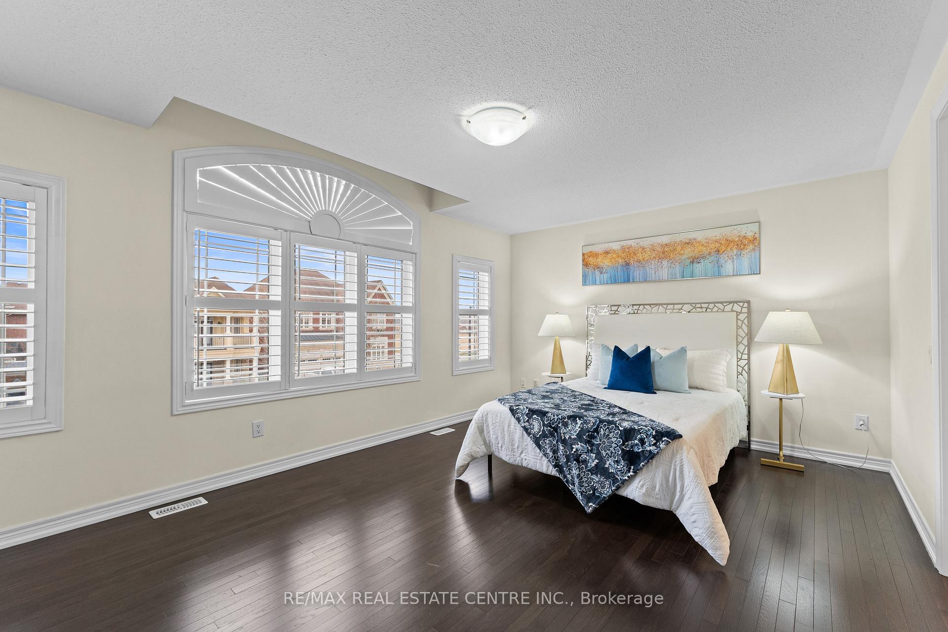 Photo 27 of 14 Garyscholl Road, Vaughan, Vellore Village — HOMEH