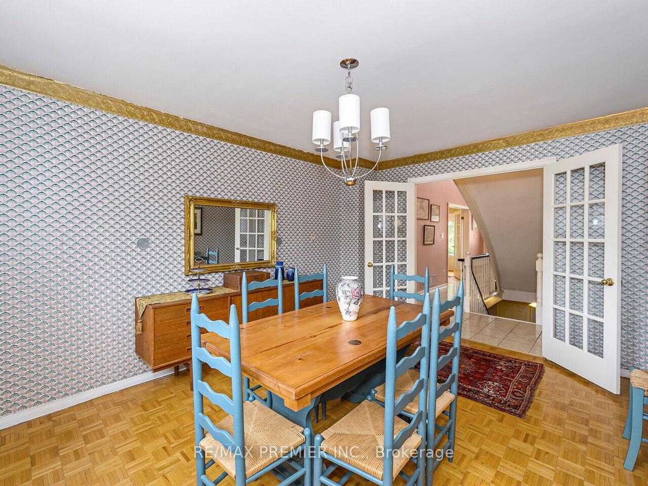 Photo 12 of 222 Barrhill Road, Vaughan, Maple — HOMEH