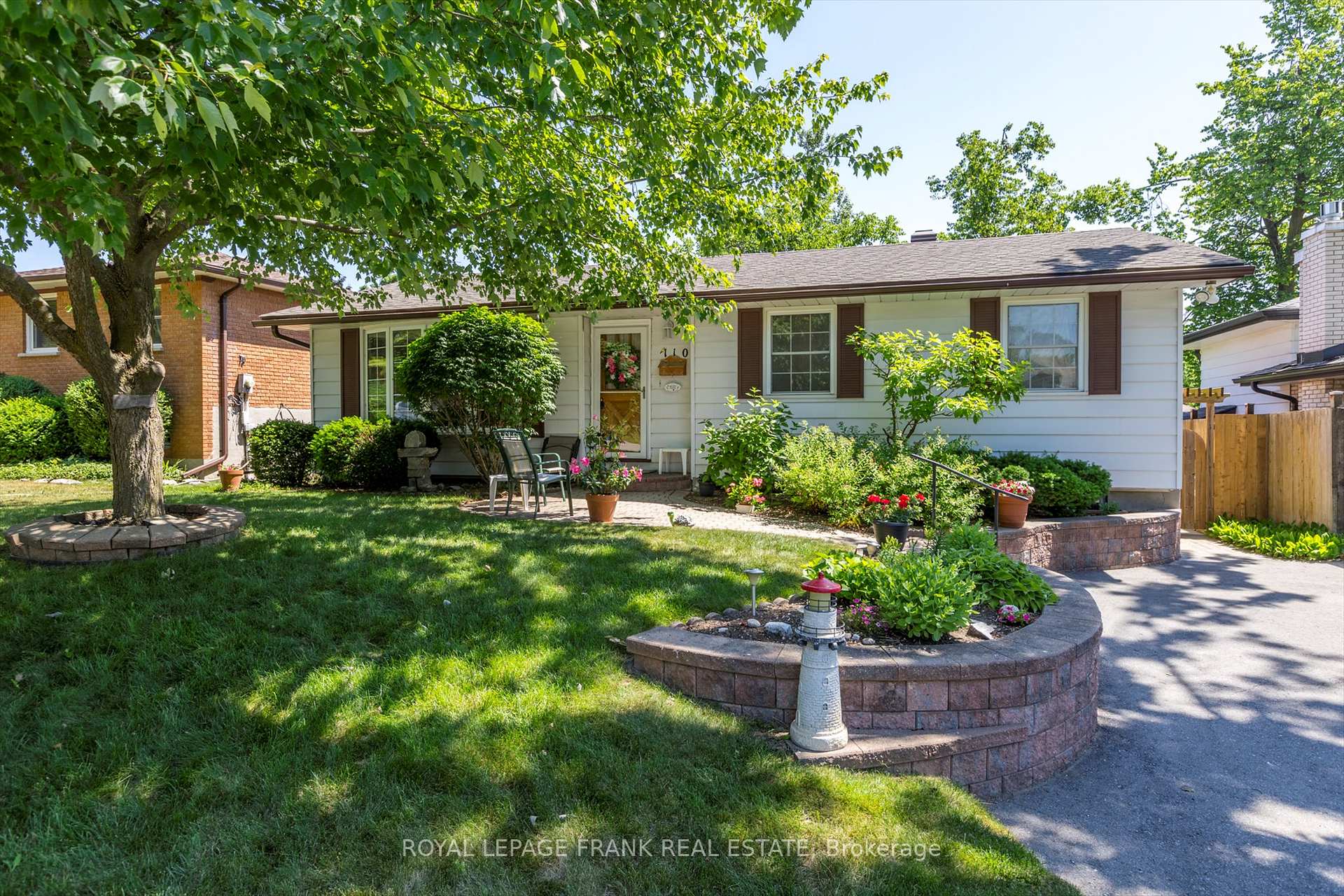 Photo 1 of 110 Greenhill Drive, Peterborough, Otonabee Ward 1 — HOMEH