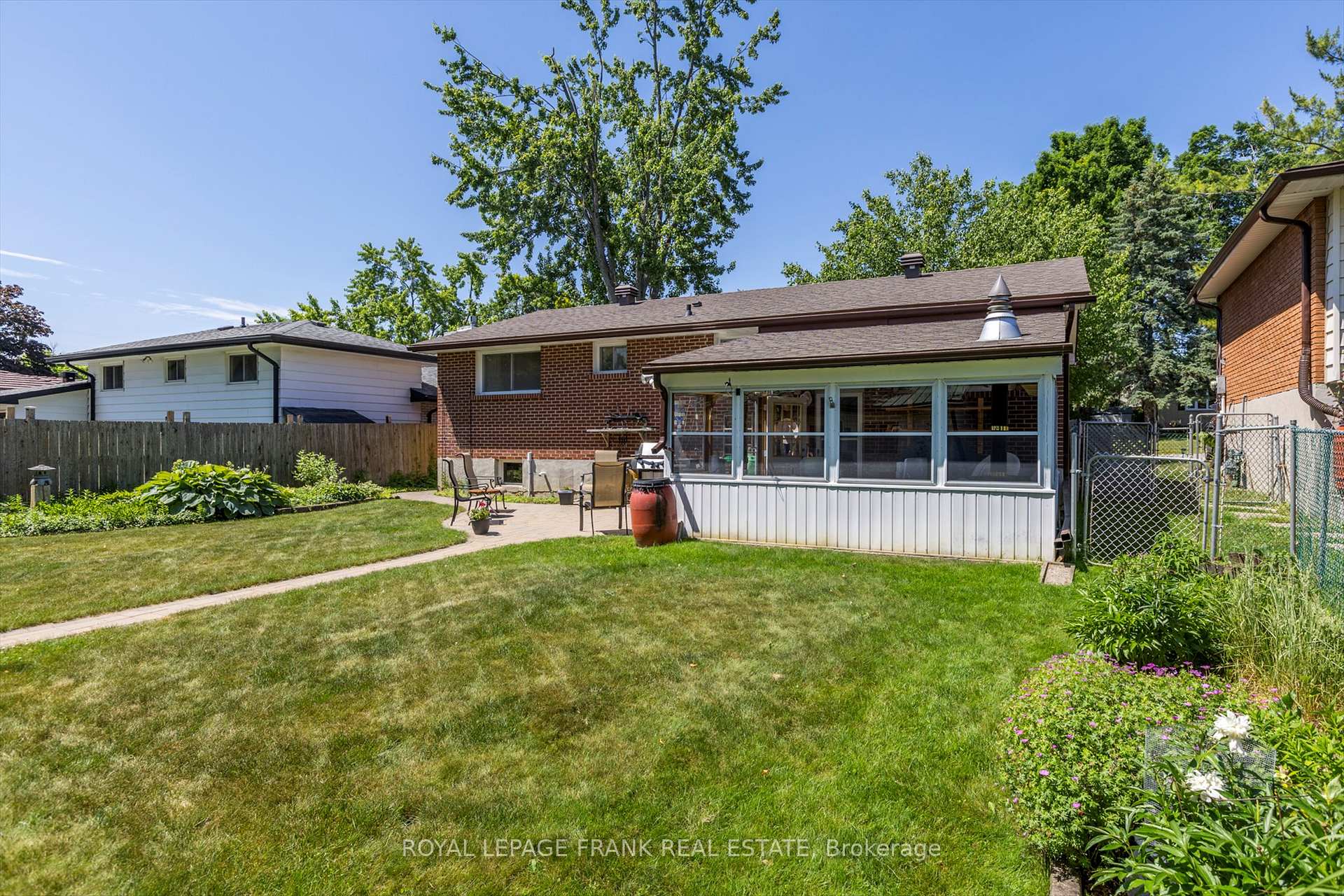 Photo 39 of 110 Greenhill Drive, Peterborough, Otonabee Ward 1 — HOMEH
