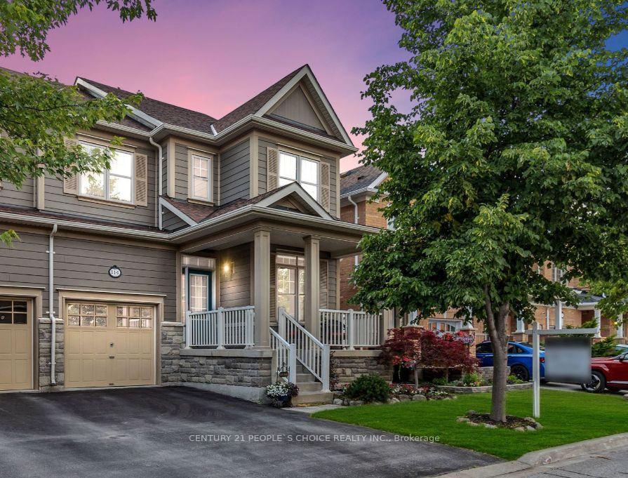 Front of 114 Aird Court