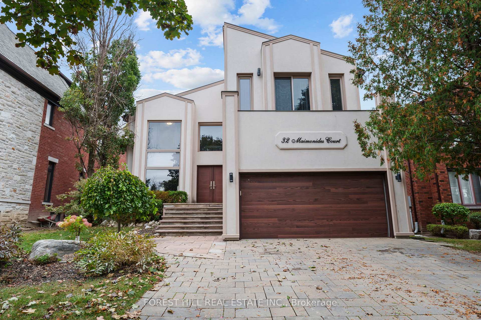 Photo 1 of 32 Maimonides Court, Vaughan, Crestwood-Springfarm-Yorkhill — HOMEH