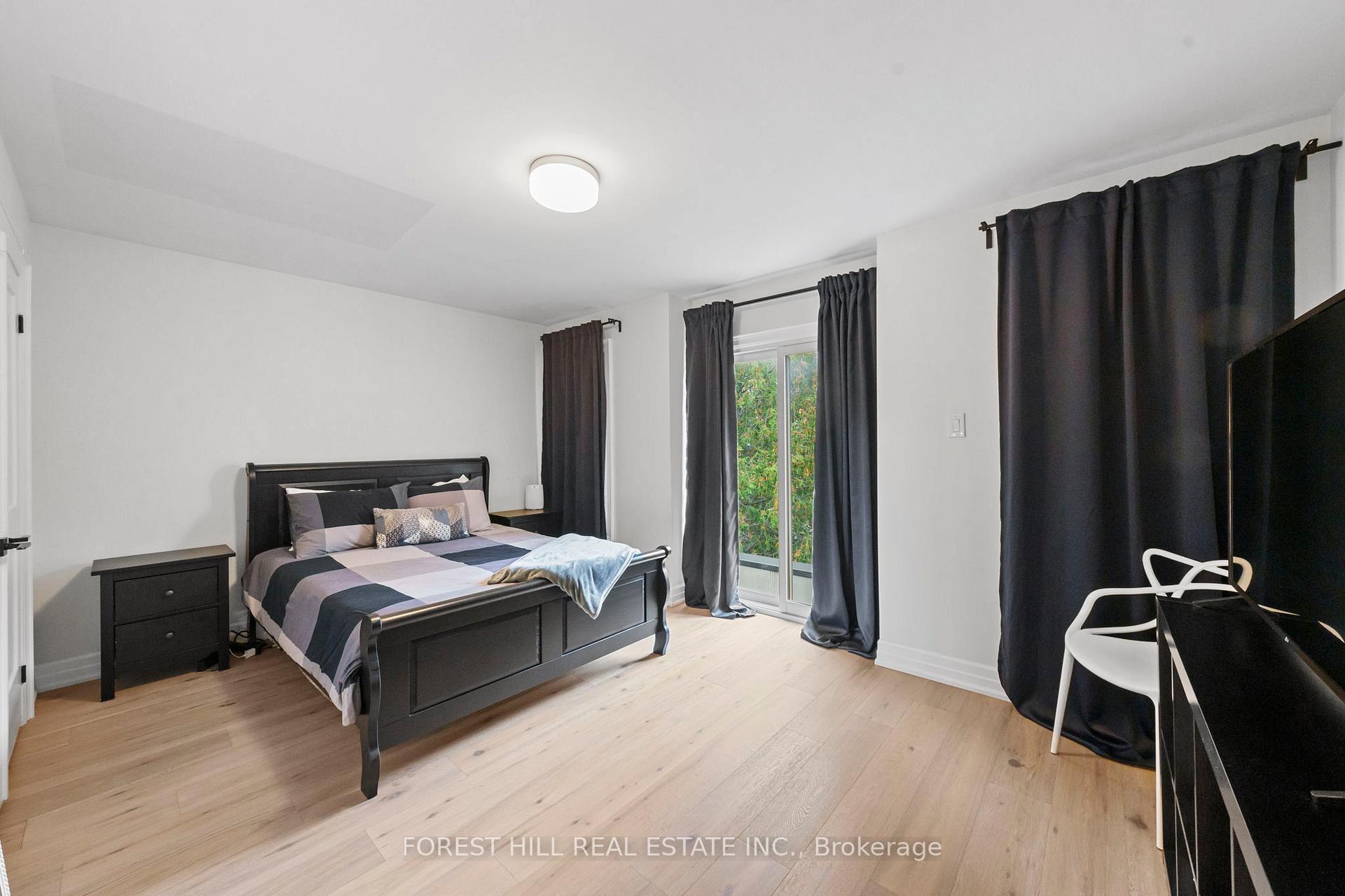 Photo 18 of 32 Maimonides Court, Vaughan, Crestwood-Springfarm-Yorkhill — HOMEH