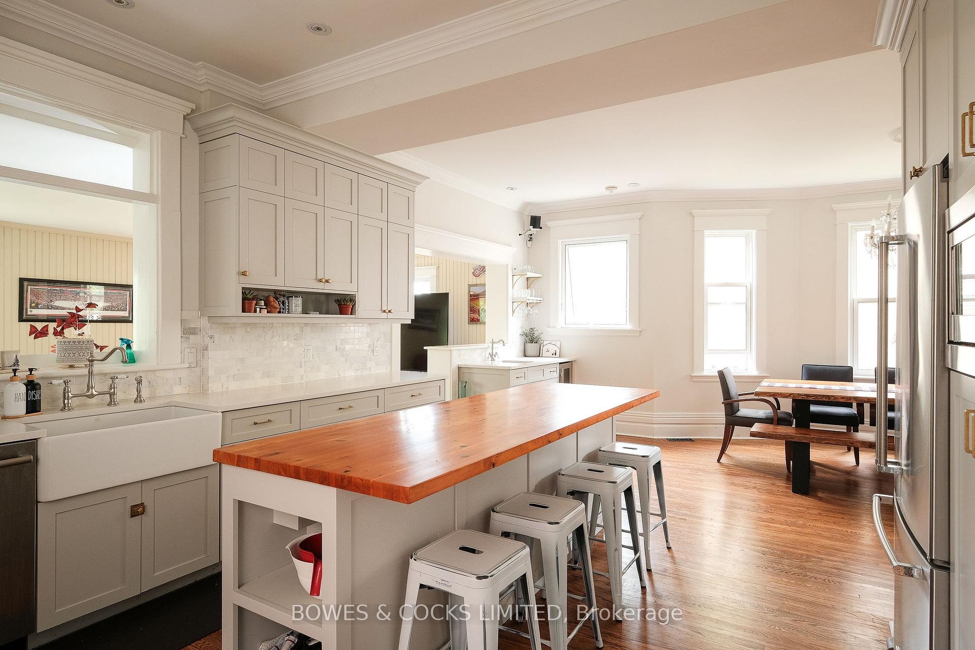 Photo 16 of 247 Engleburn Avenue, Peterborough, Ashburnham Ward 4 — HOMEH