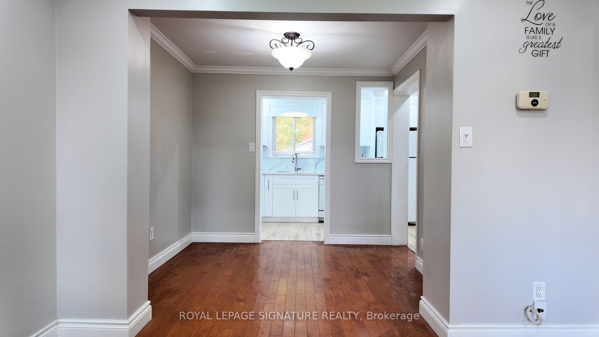 Photo 24 of 71 Mandarin Crescent, Brampton, Central Park — HOMEH