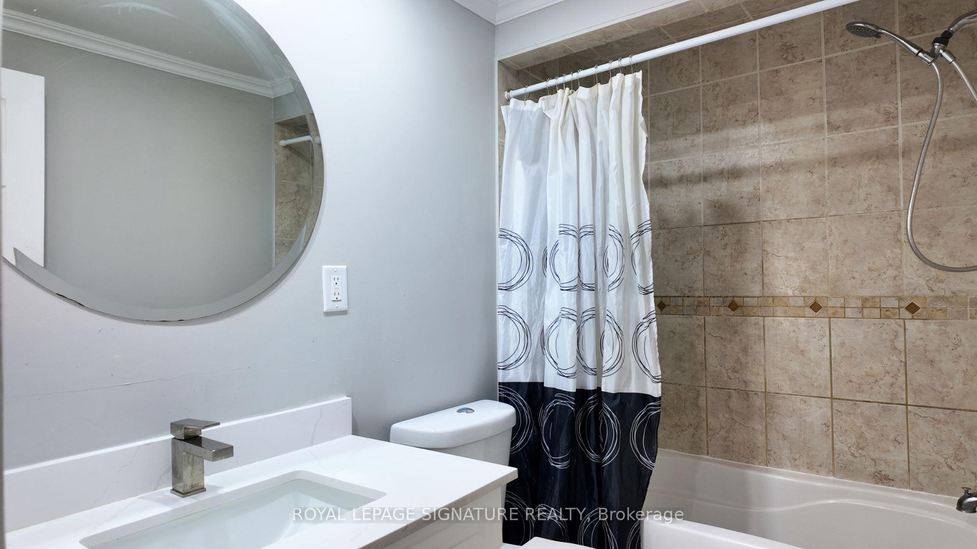 Photo 11 of 71 Mandarin Crescent, Brampton, Central Park — HOMEH