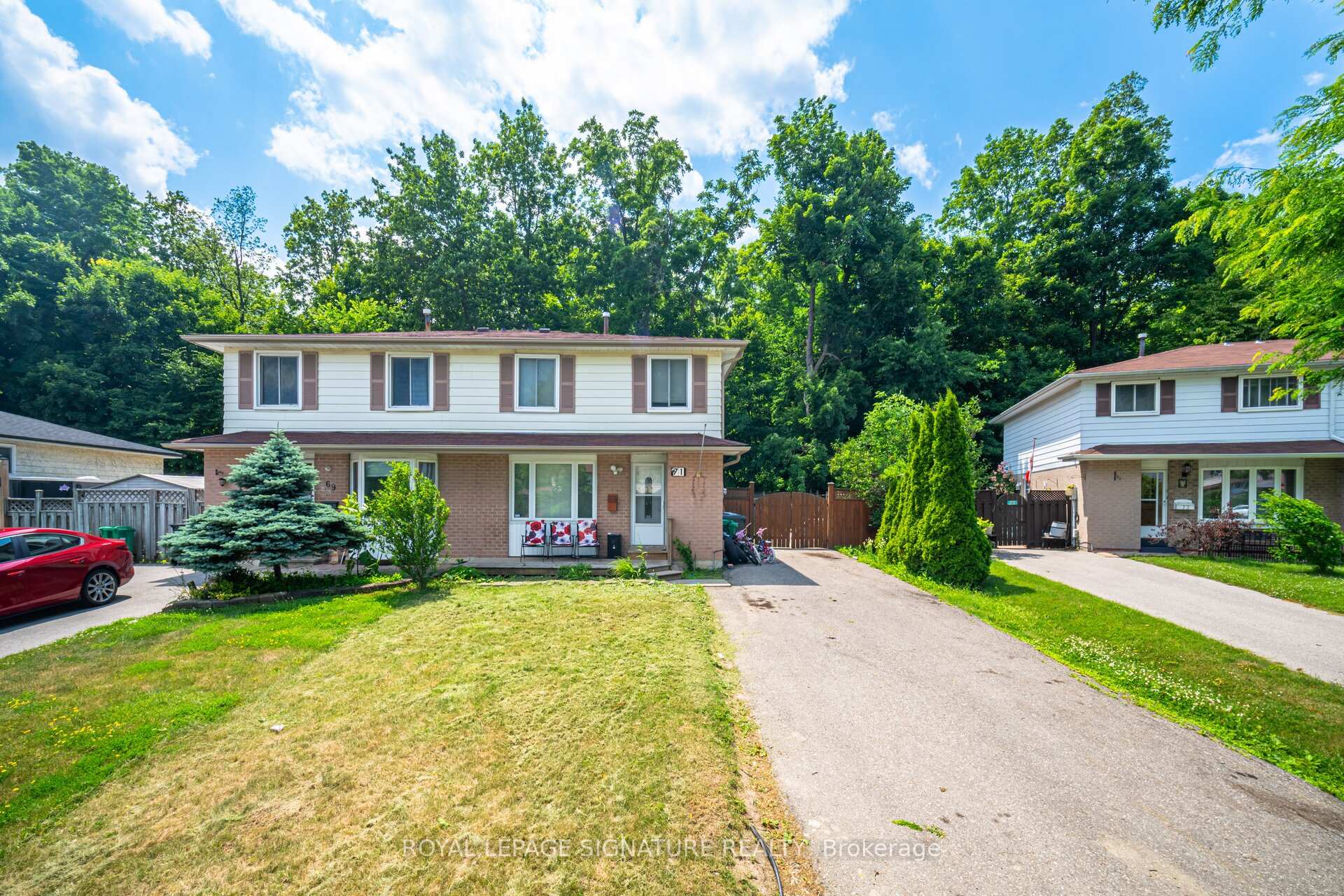 Photo 27 of 71 Mandarin Crescent, Brampton, Central Park — HOMEH