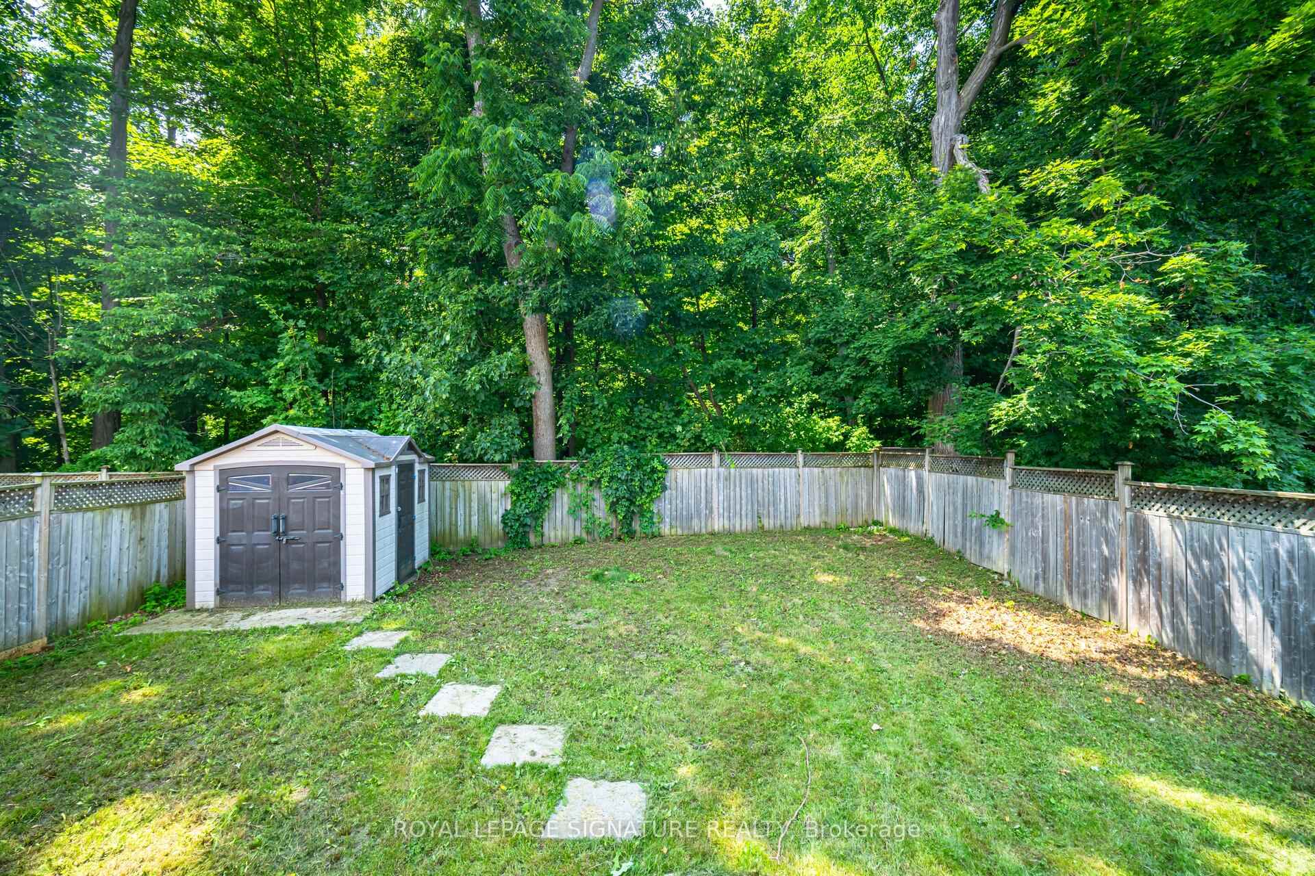 Photo 28 of 71 Mandarin Crescent, Brampton, Central Park — HOMEH