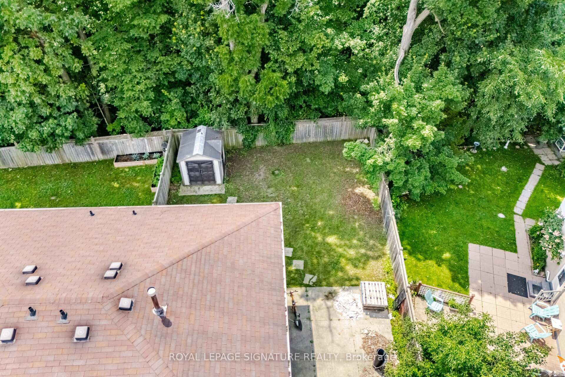 Photo 30 of 71 Mandarin Crescent, Brampton, Central Park — HOMEH
