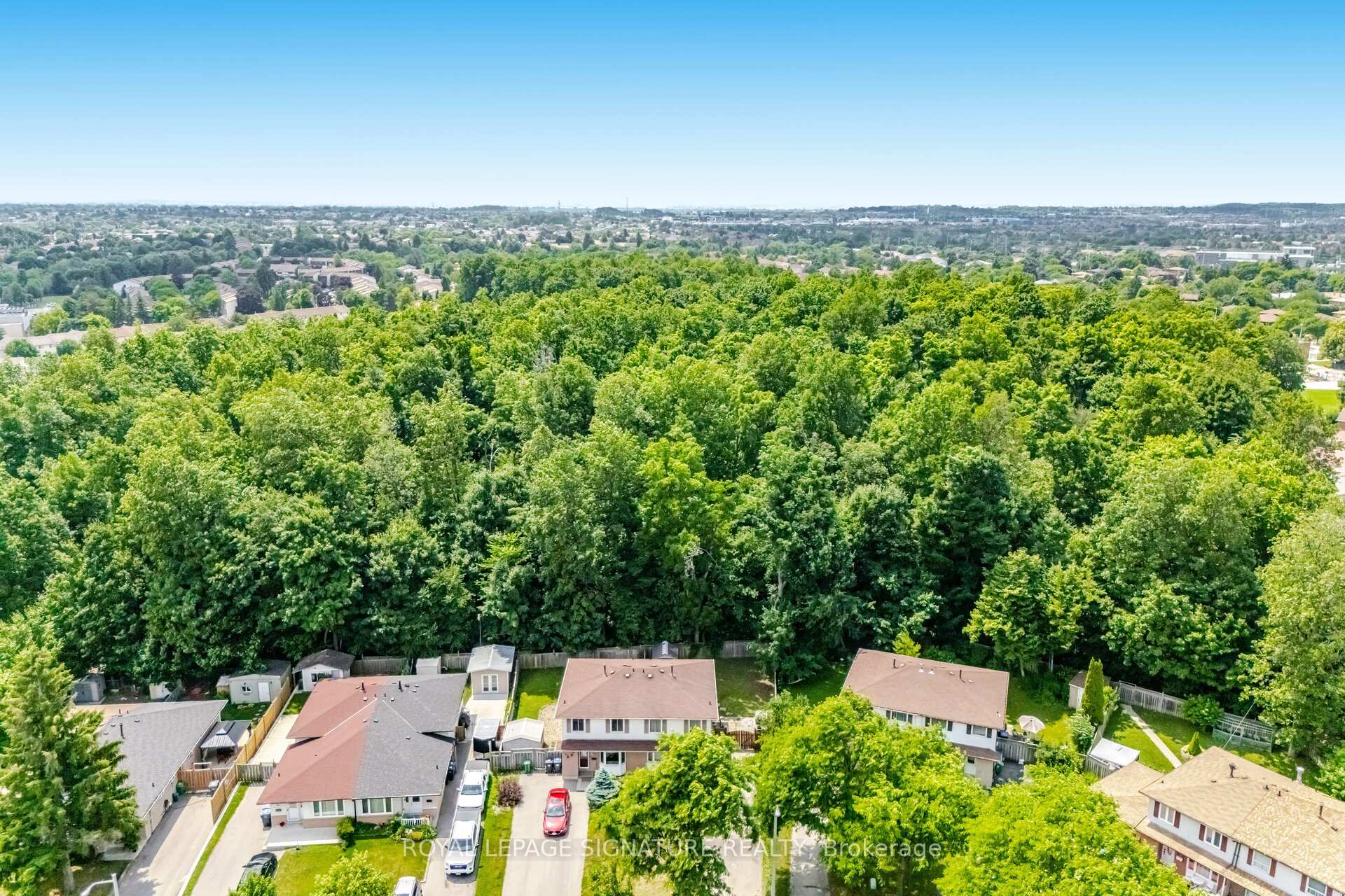 Photo 32 of 71 Mandarin Crescent, Brampton, Central Park — HOMEH