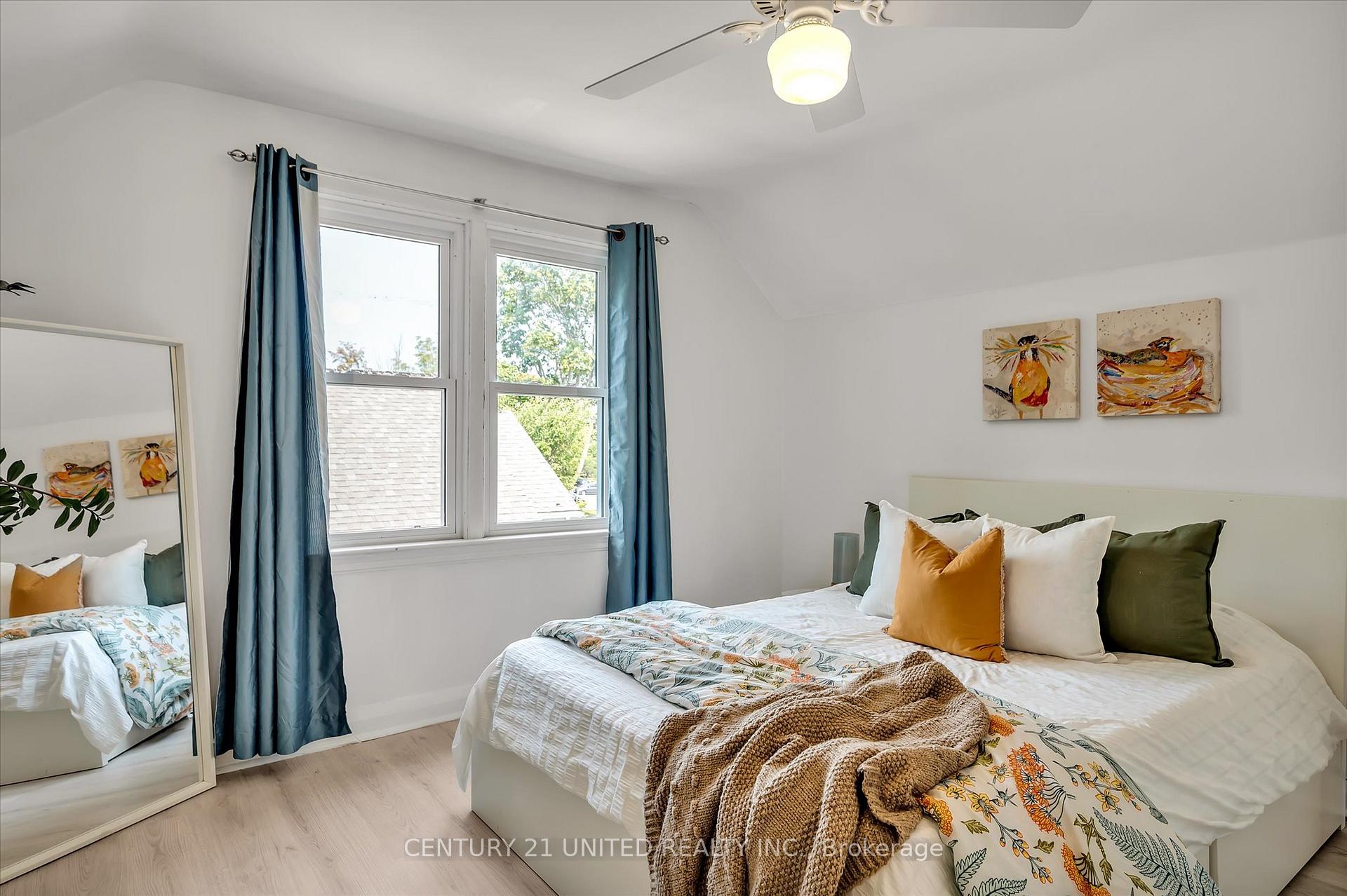 Photo 18 of 479 Albertus Avenue, Peterborough, Town Ward 3 — HOMEH