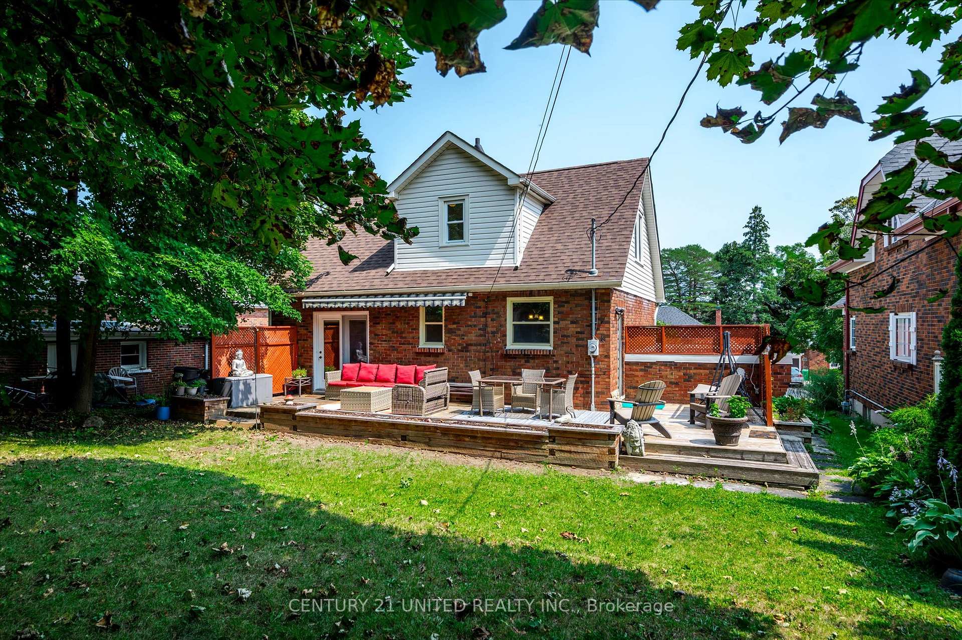 Photo 24 of 479 Albertus Avenue, Peterborough, Town Ward 3 — HOMEH