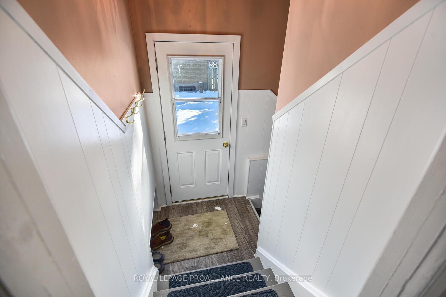 Photo 12 of 27 West Mclean Boulevard, Augusta, Augusta Twp — HOMEH