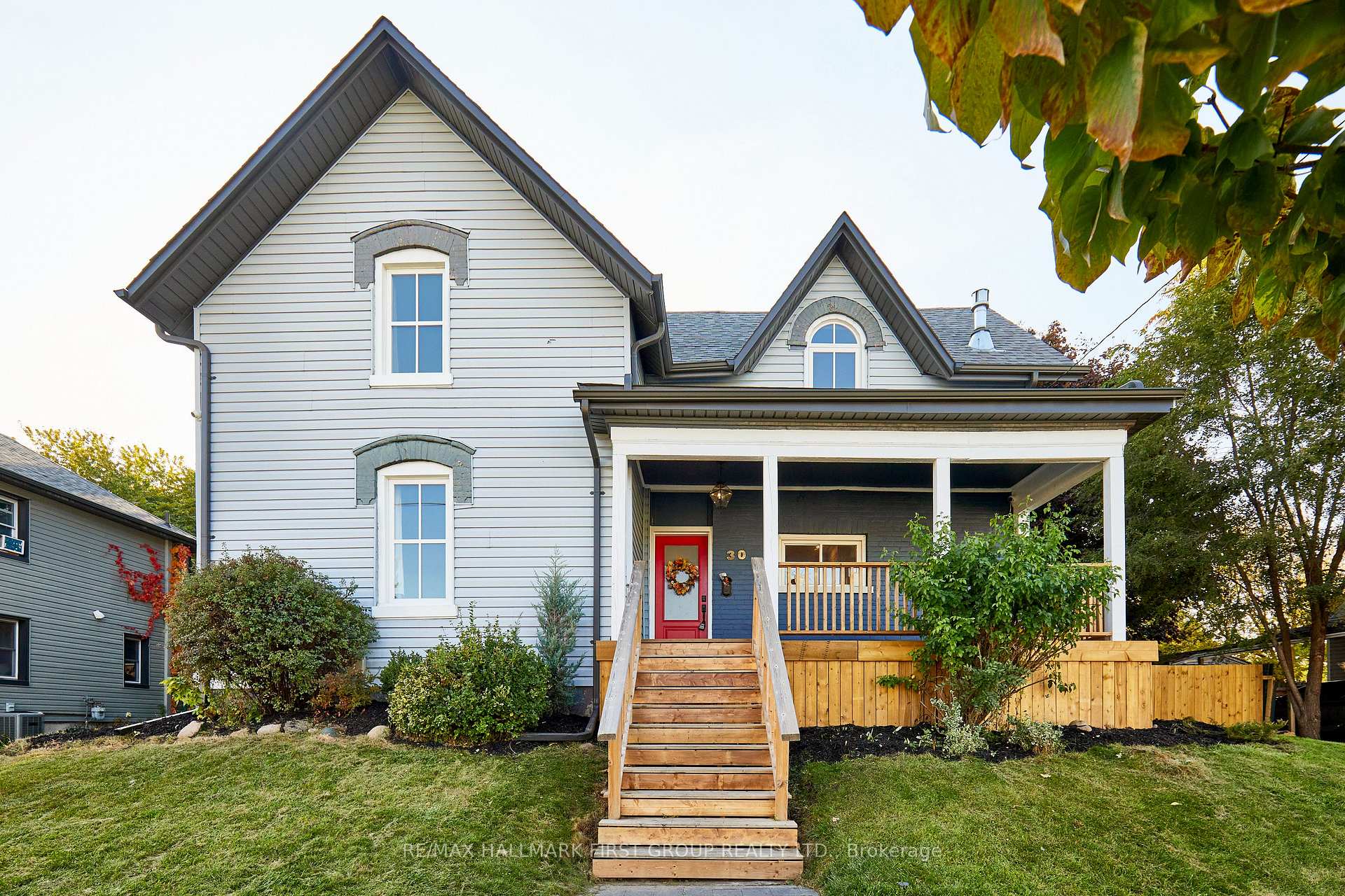 Photo 1 of 30 Nassau Street, Oshawa, Vanier — HOMEH