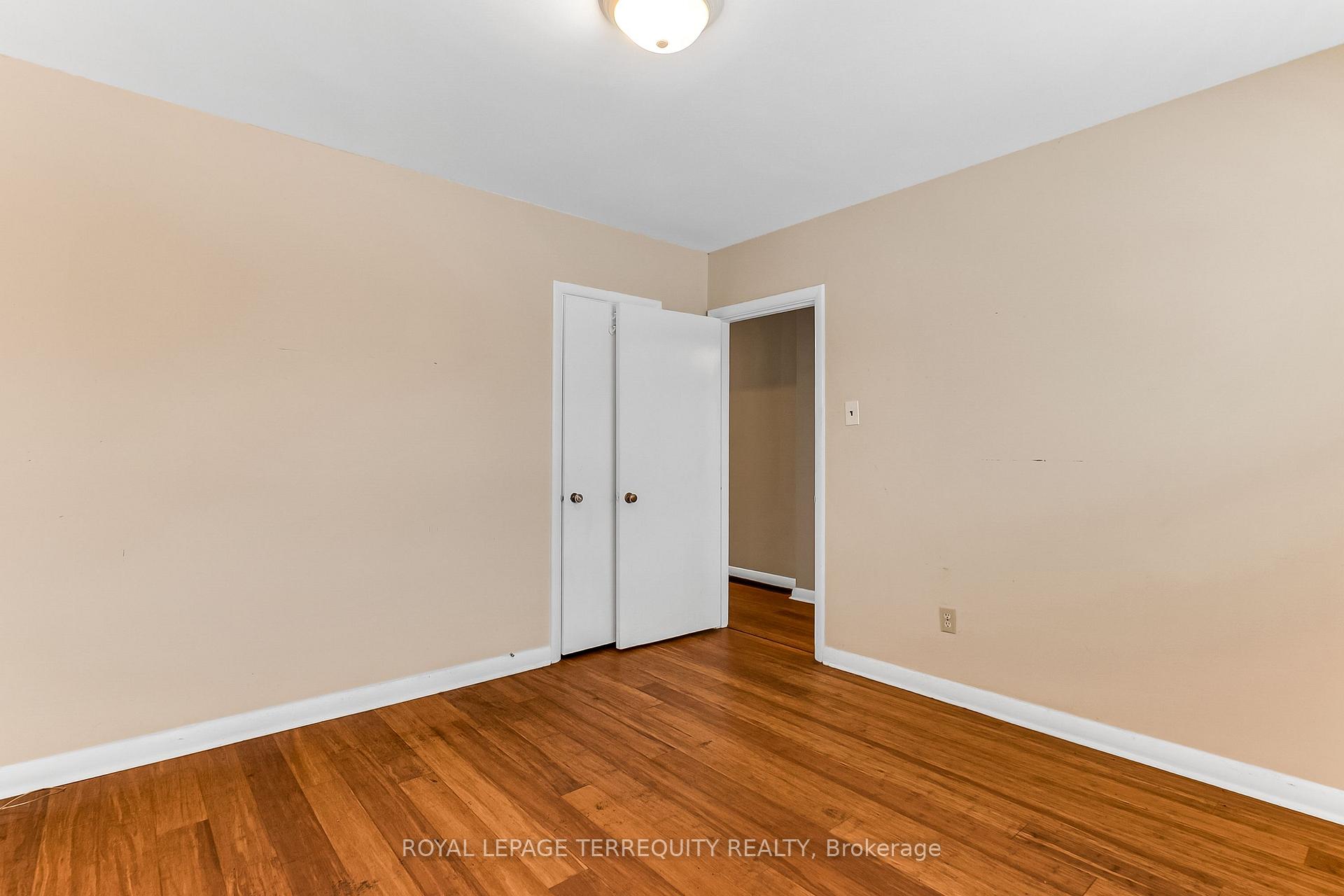 Photo 12 of 63 Hurricane Avenue, Vaughan, West Woodbridge — HOMEH