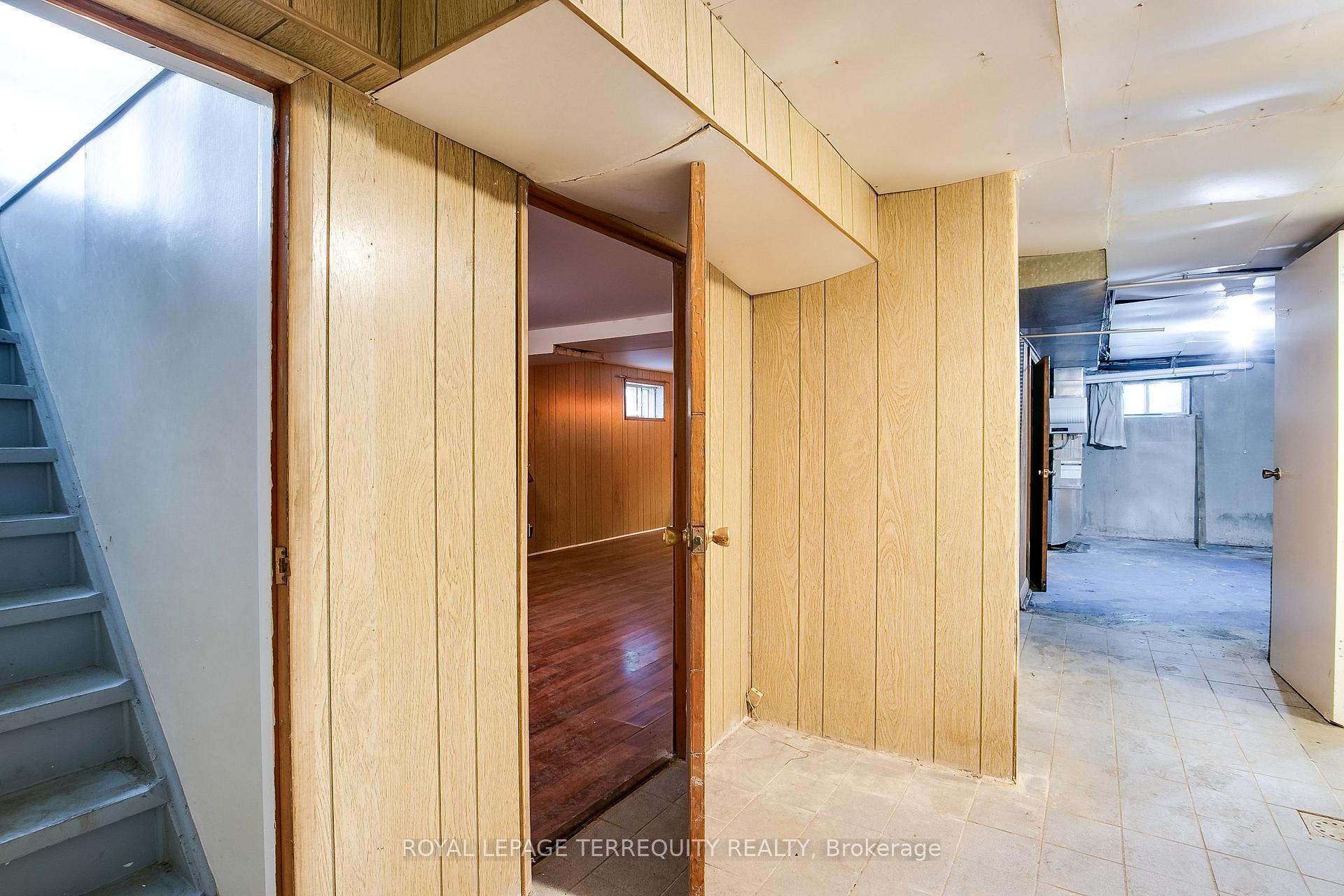 Photo 17 of 63 Hurricane Avenue, Vaughan, West Woodbridge — HOMEH
