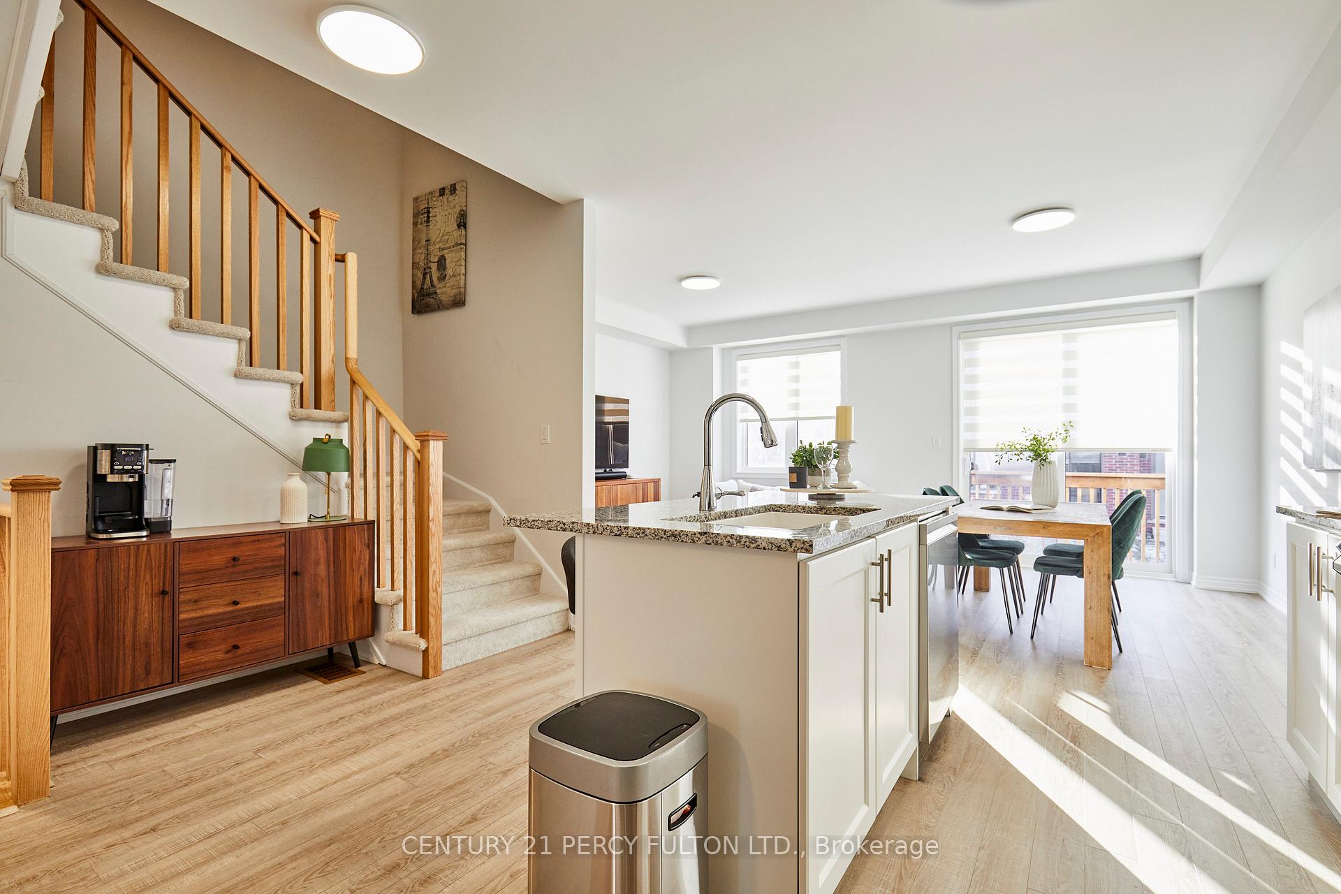 Photo 10 of 2016 Cameron Lott Crescent, Oshawa, Kedron — HOMEH