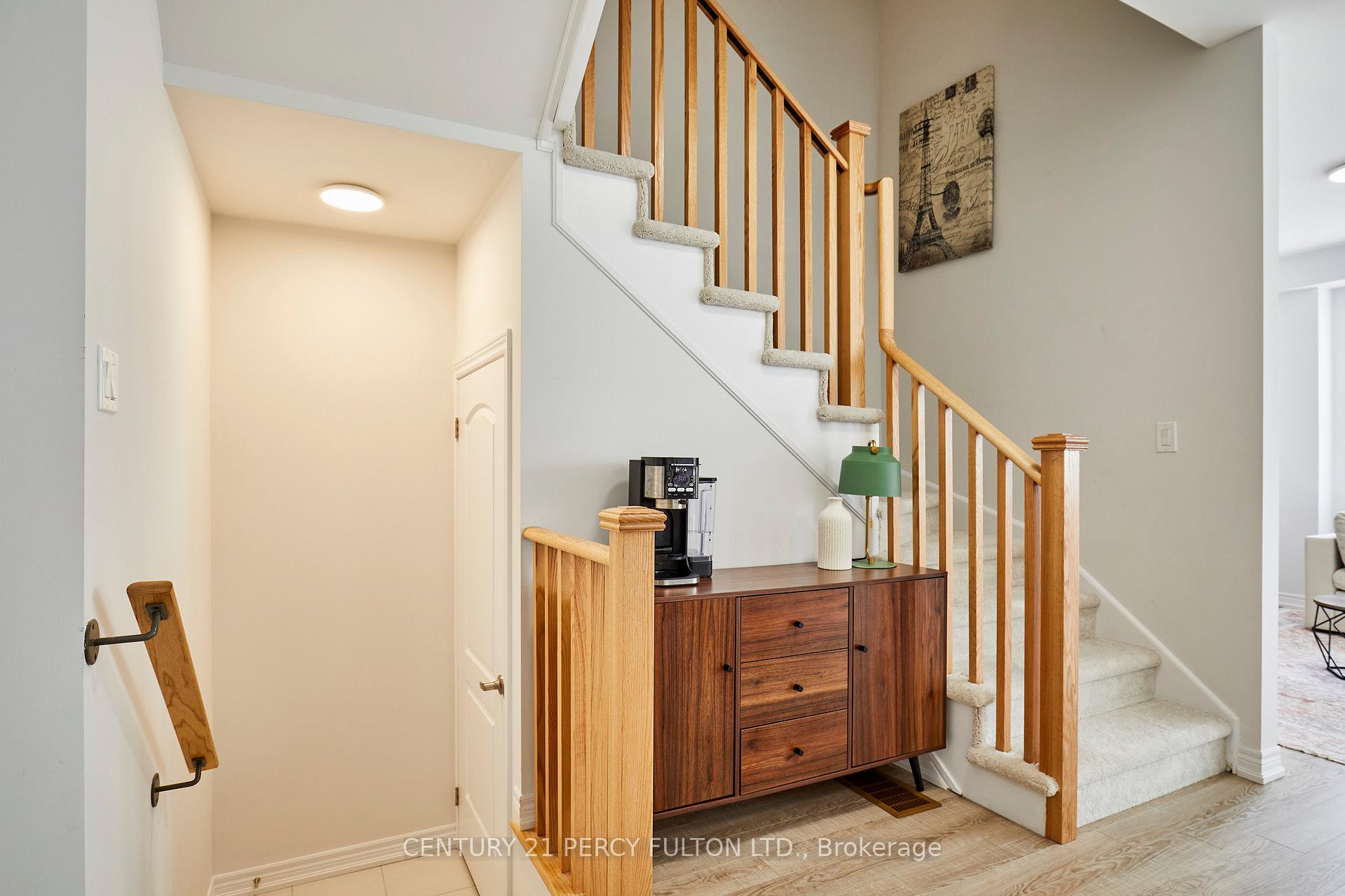 Photo 11 of 2016 Cameron Lott Crescent, Oshawa, Kedron — HOMEH