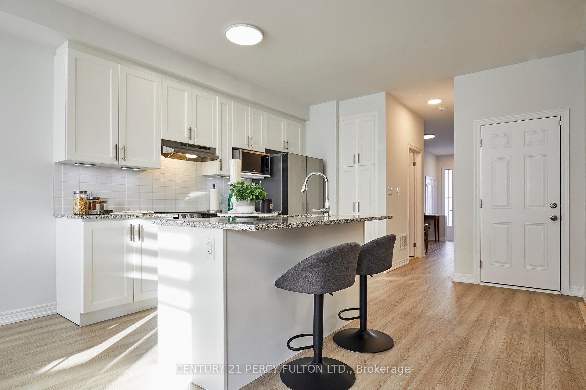 Photo 12 of 2016 Cameron Lott Crescent, Oshawa, Kedron — HOMEH