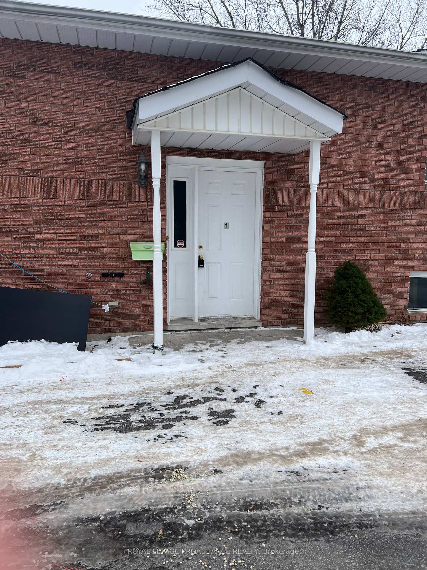 Photo 1 of Unit 1, 88 Frank Street, Belleville, Belleville Ward — HOMEH
