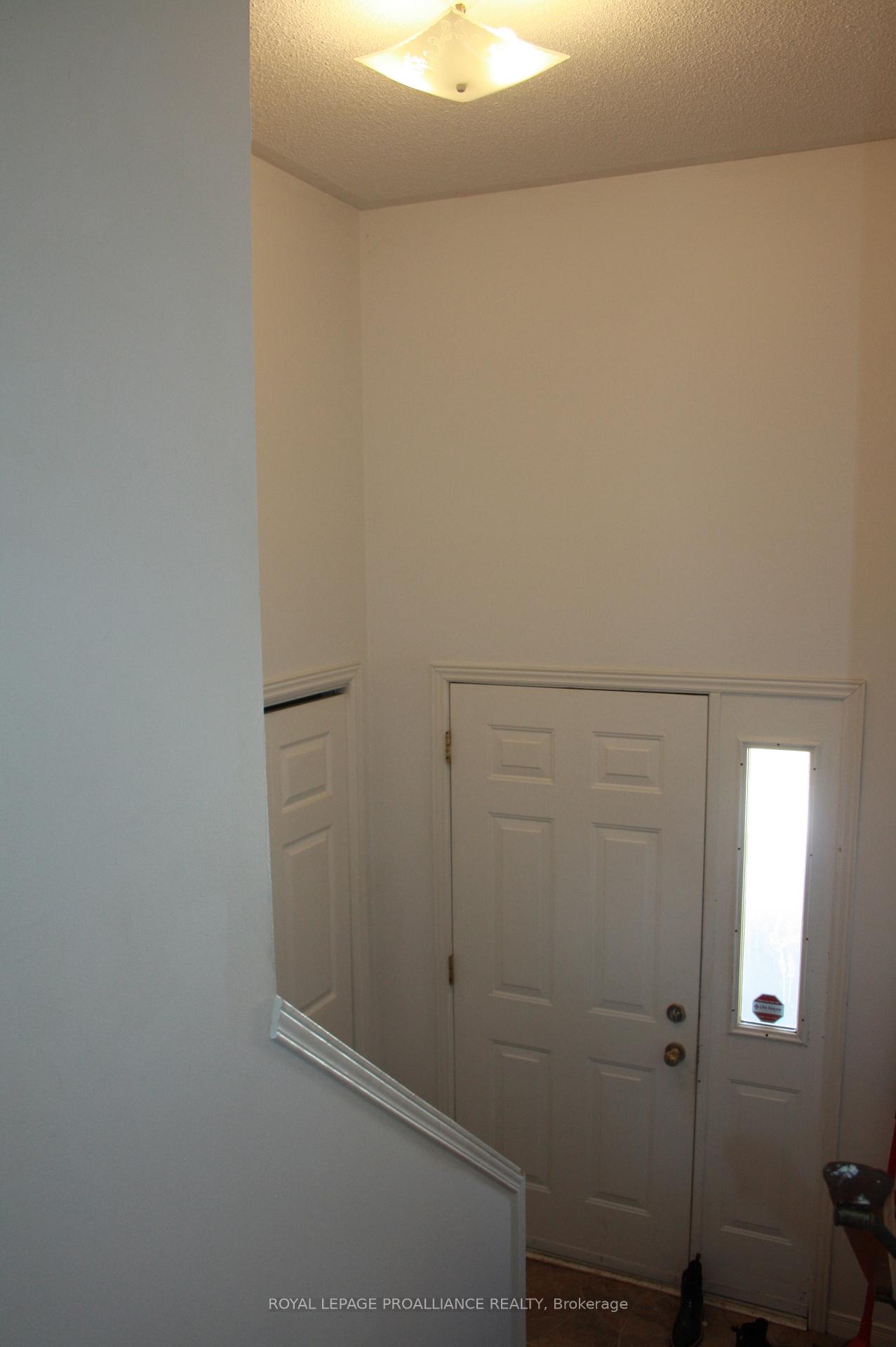 Photo 2 of Unit 1, 88 Frank Street, Belleville, Belleville Ward — HOMEH