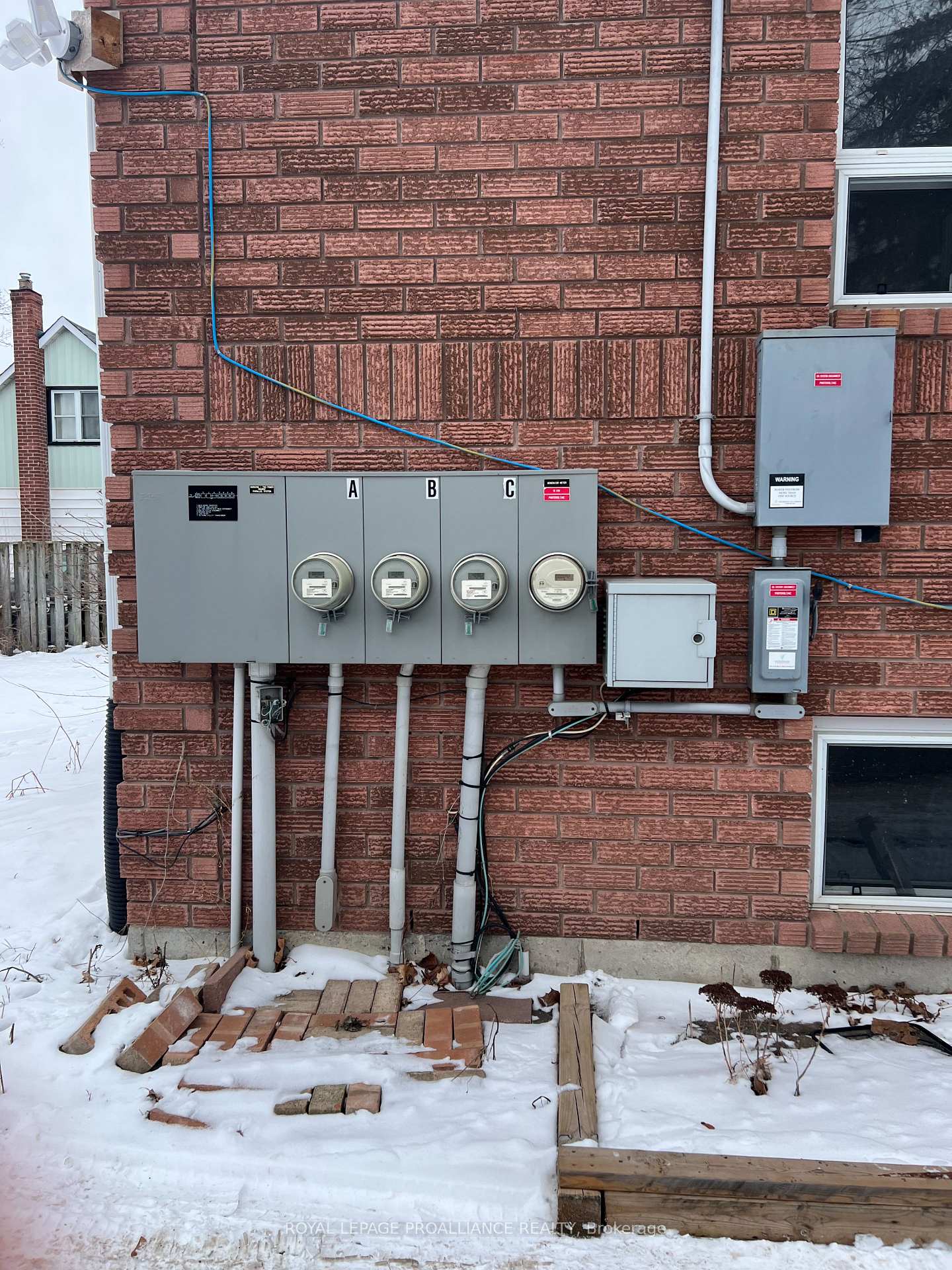 Photo 11 of Unit 1, 88 Frank Street, Belleville, Belleville Ward — HOMEH