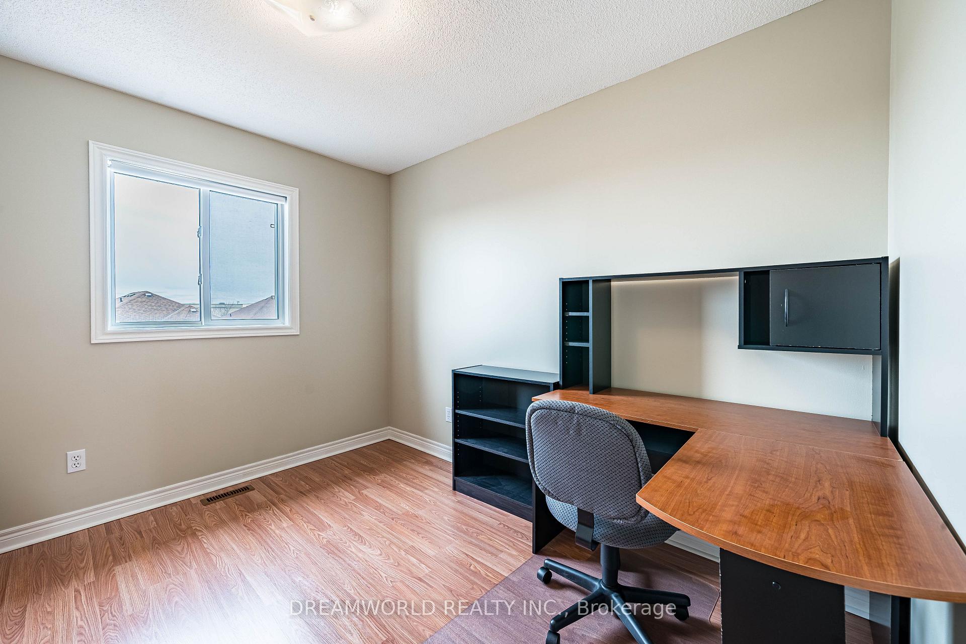 Photo 41 of 209 Rosanna Crescent, Vaughan, Maple — HOMEH