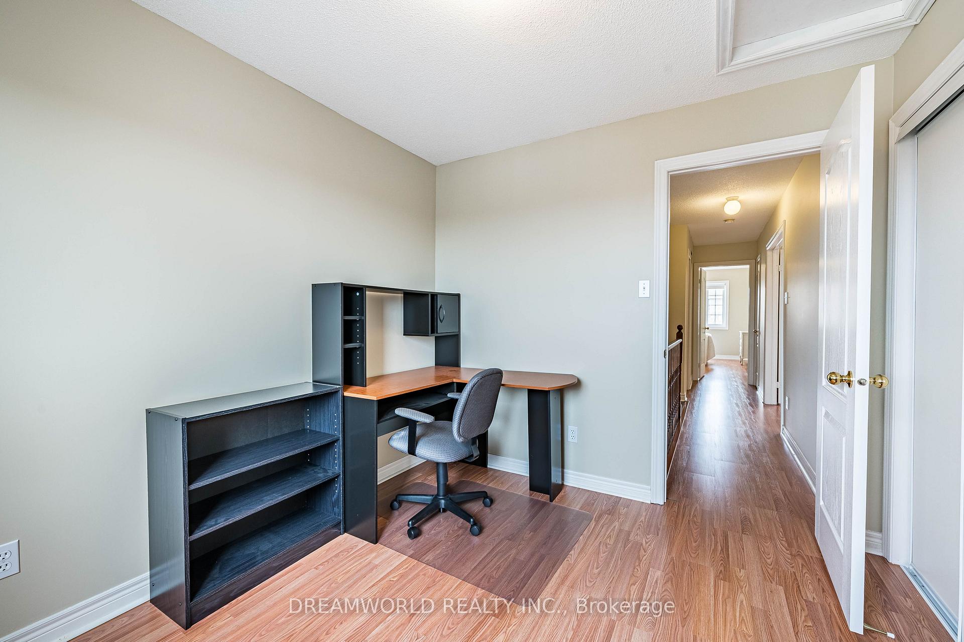 Photo 42 of 209 Rosanna Crescent, Vaughan, Maple — HOMEH