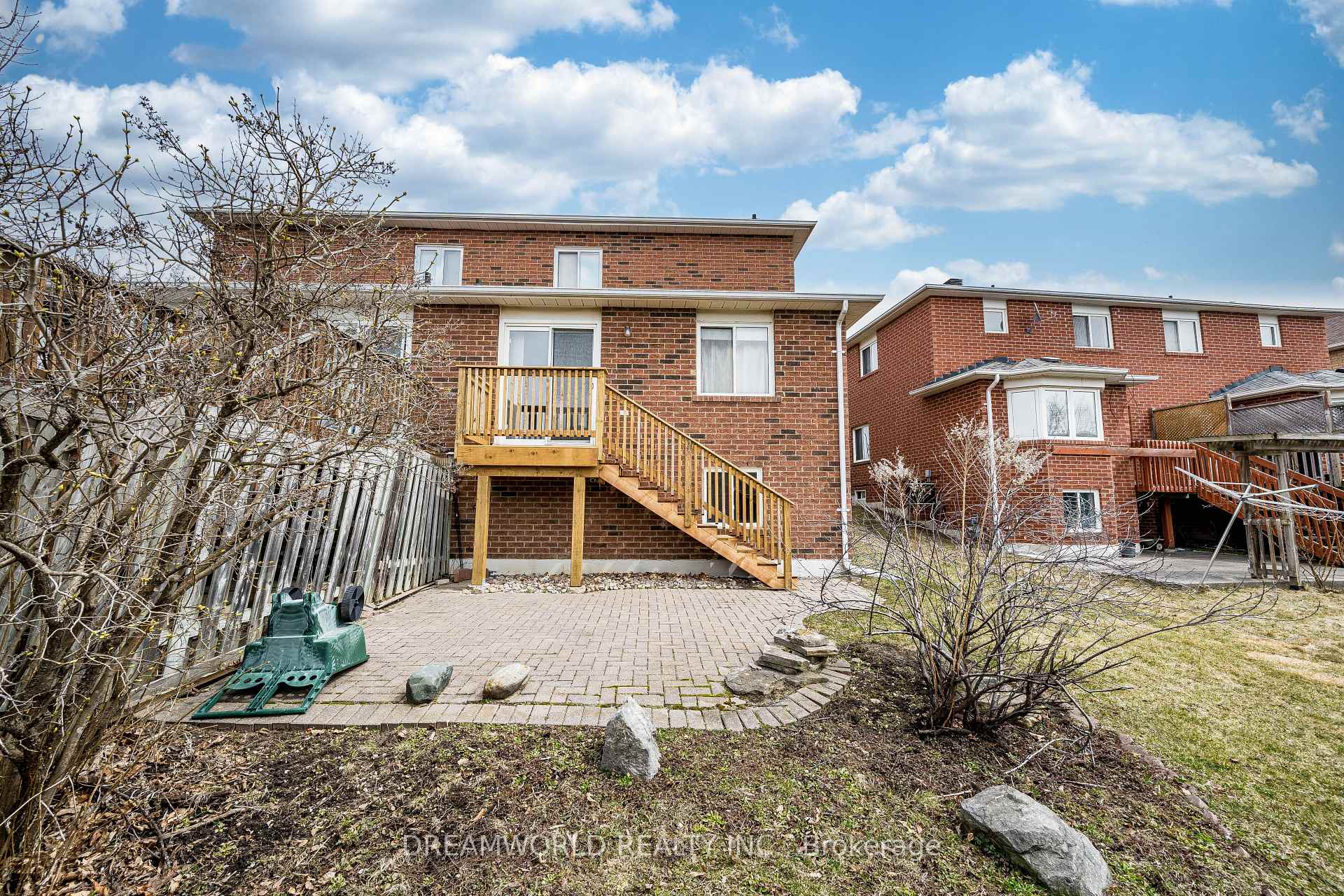 Photo 45 of 209 Rosanna Crescent, Vaughan, Maple — HOMEH