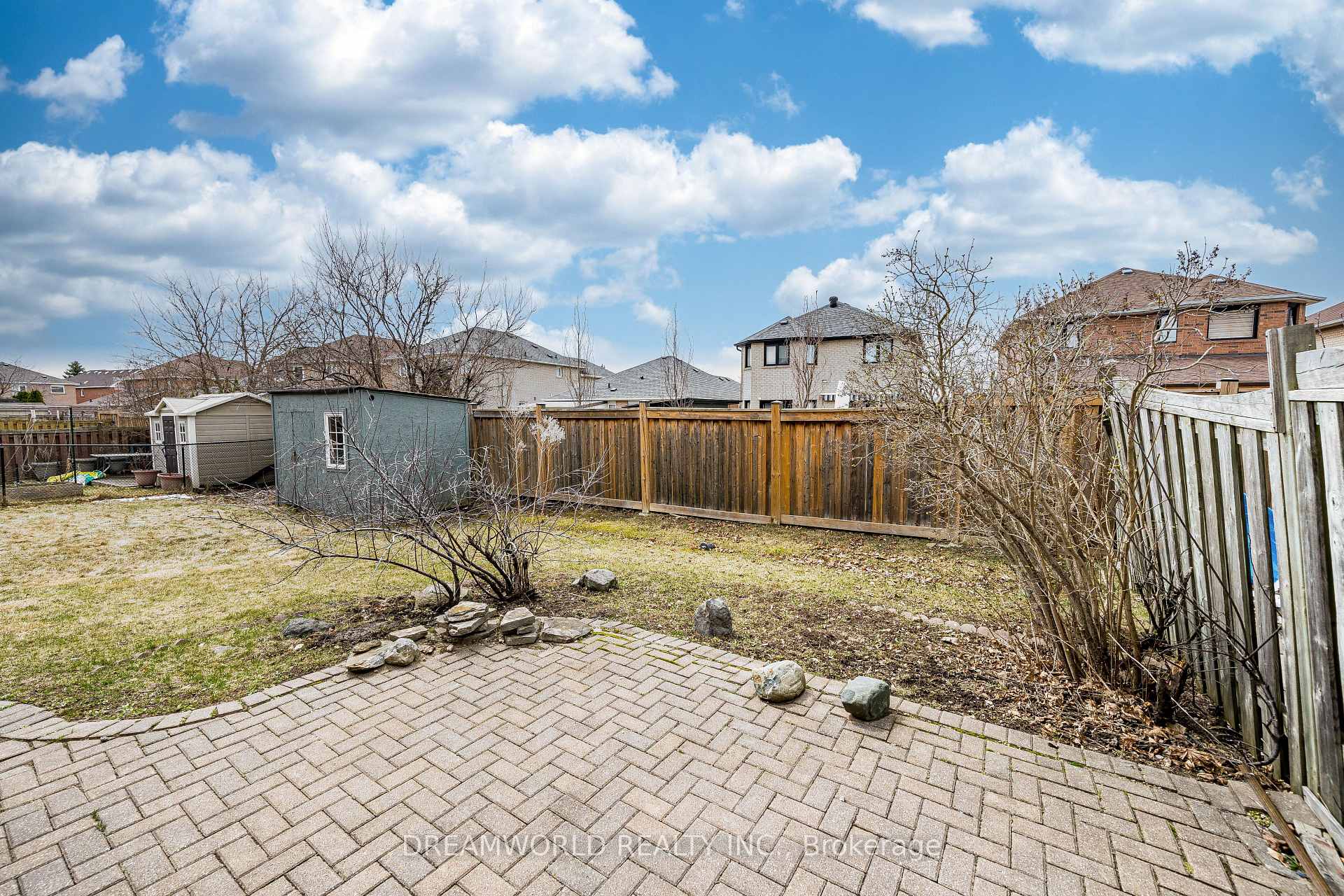 Photo 46 of 209 Rosanna Crescent, Vaughan, Maple — HOMEH