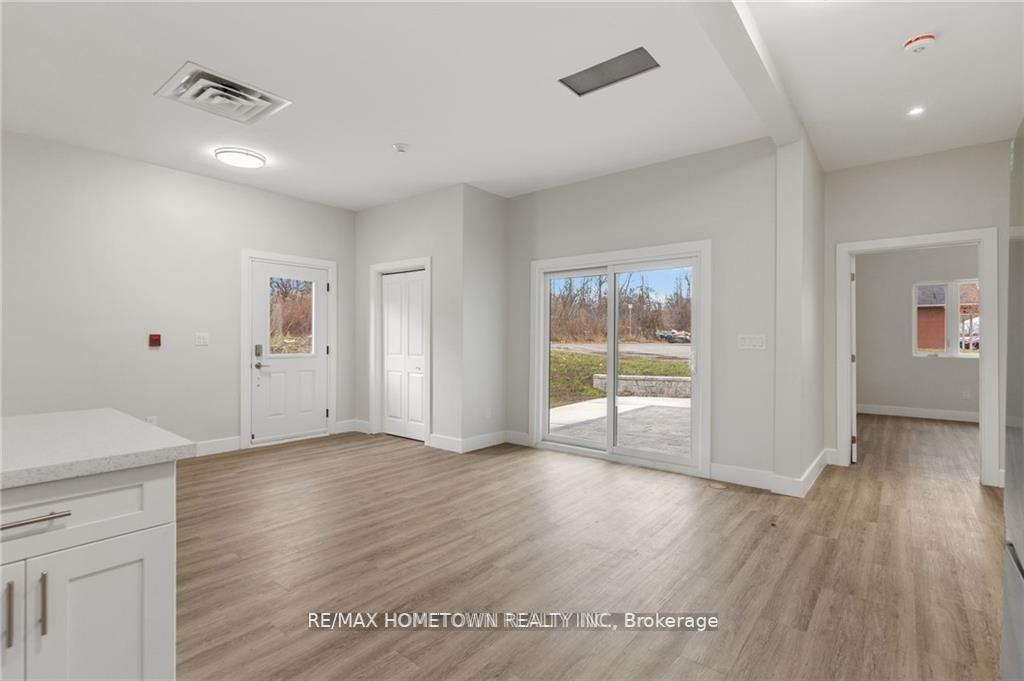 Photo 5 of Unit 6, 7829 Kent Boulevard, Brockville — HOMEH