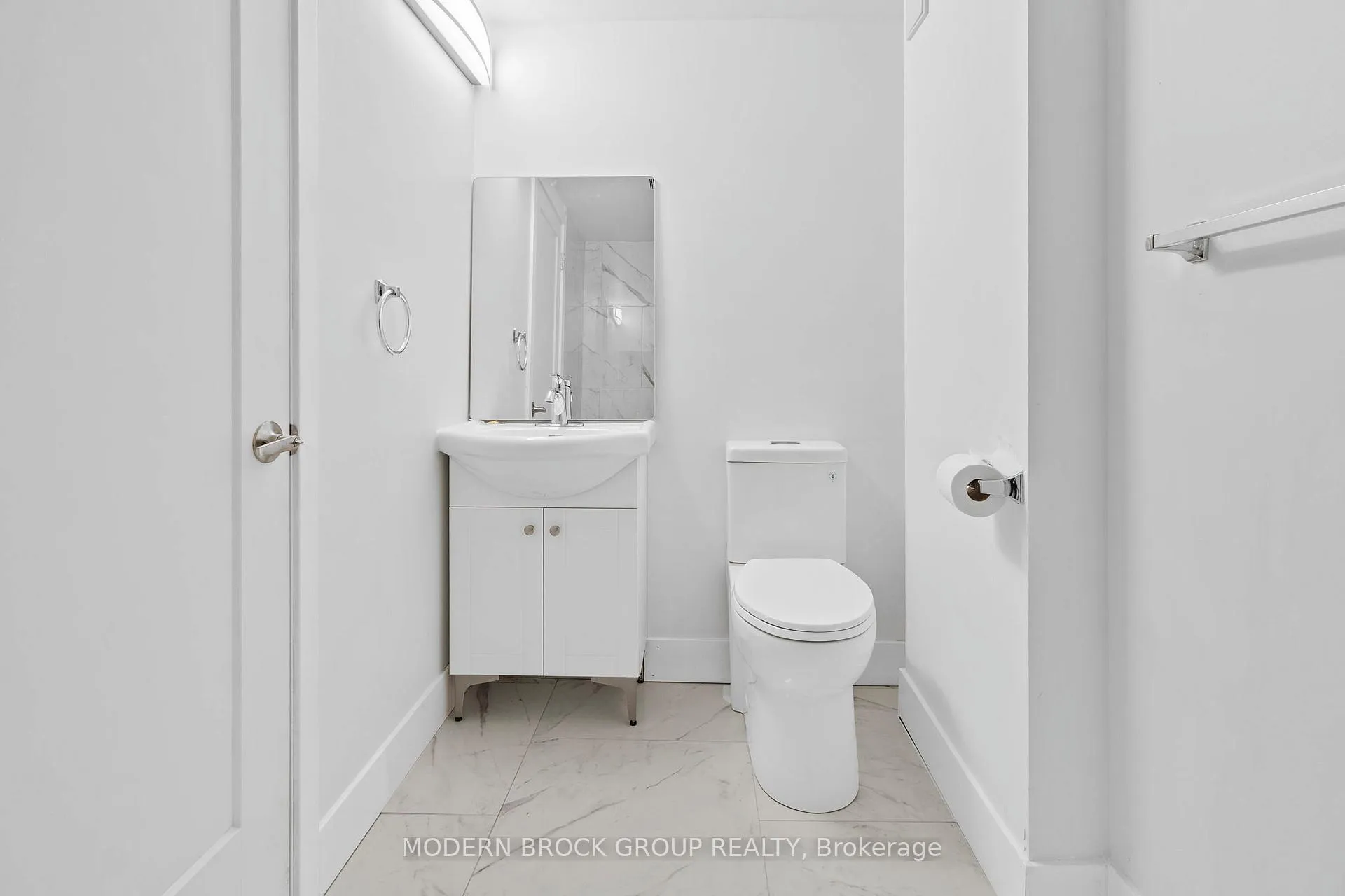 Photo 39 of 744 Comstock Crescent, Brockville — HOMEH