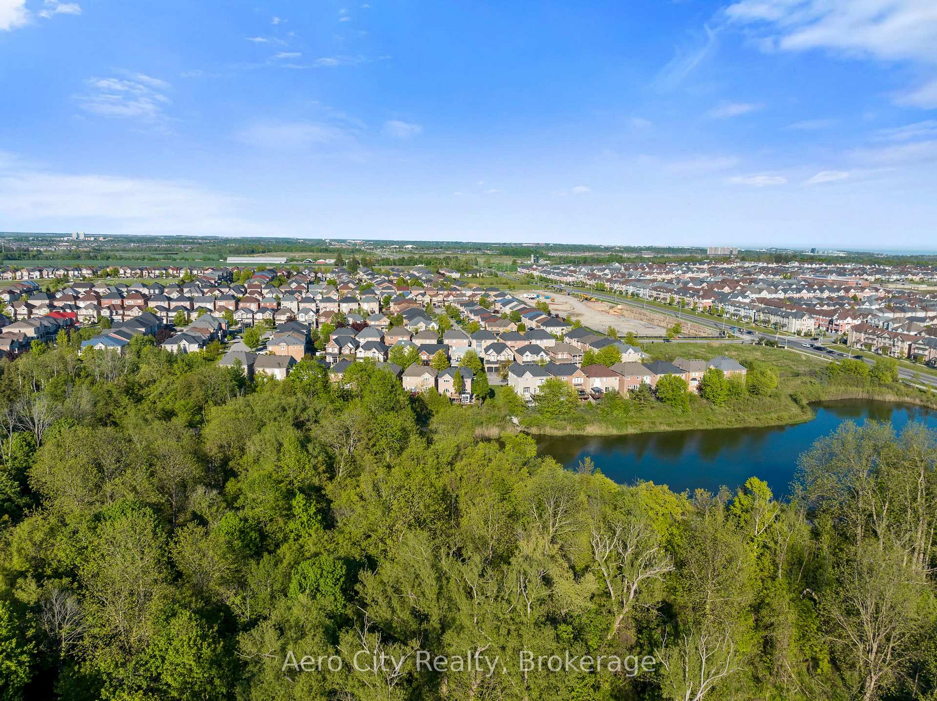 Photo 6 of 16 Carberry Crescent, Ajax, Northeast Ajax — HOMEH