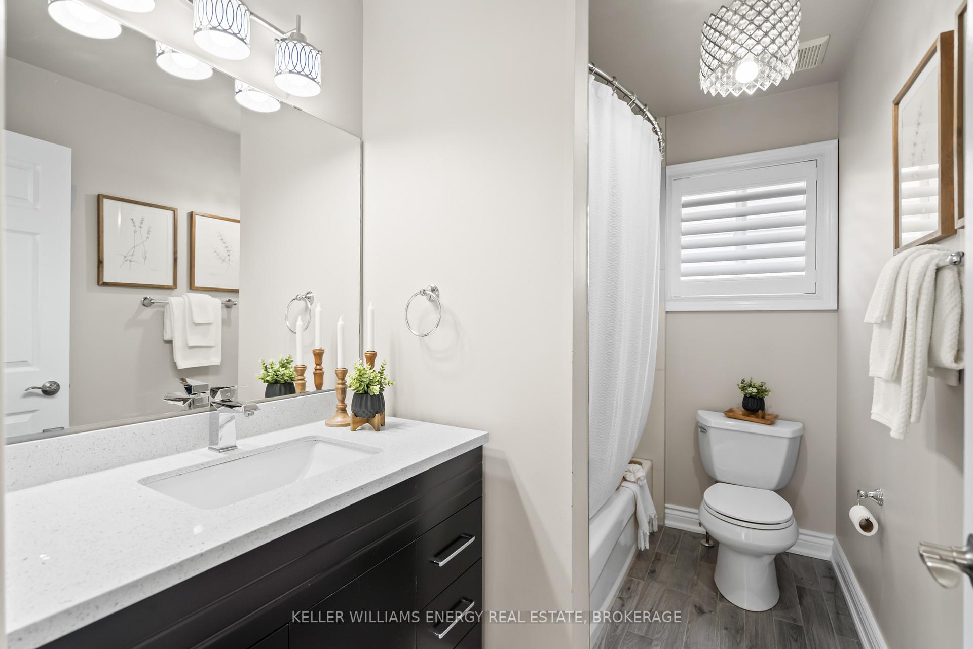 Photo 25 of 1101 Ashgrove Crescent, Oshawa, Pinecrest — HOMEH