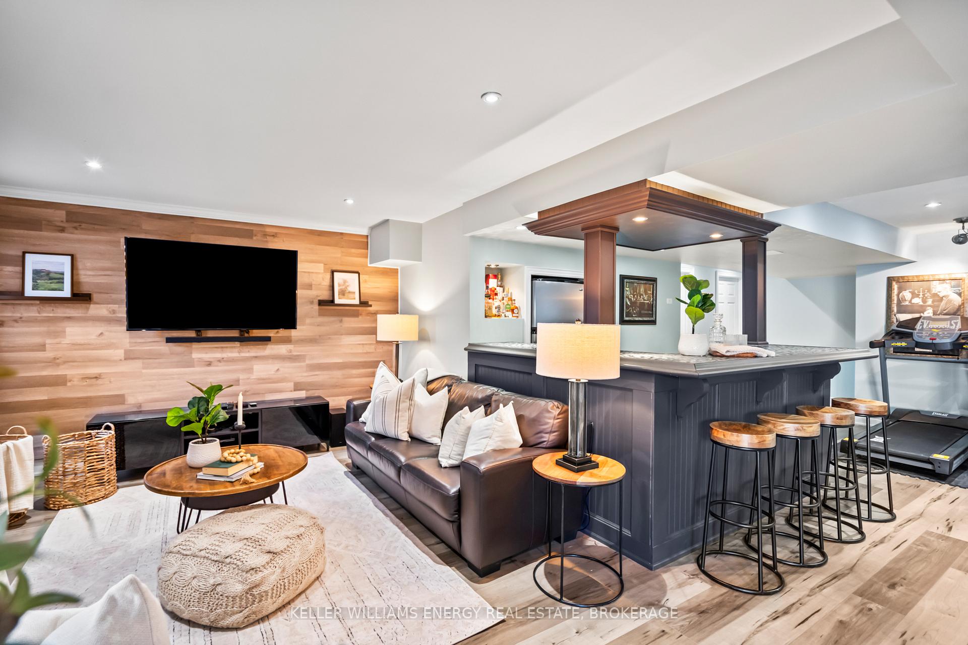 Photo 28 of 1101 Ashgrove Crescent, Oshawa, Pinecrest — HOMEH