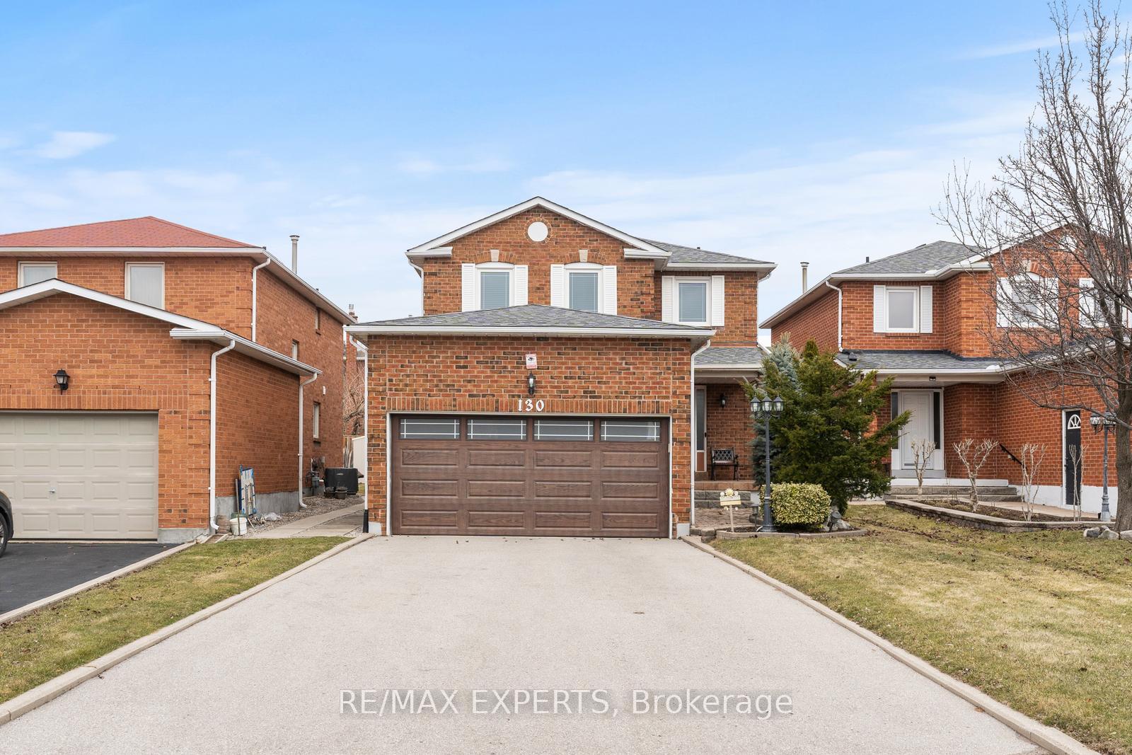 Photo 1 of 130 Pentland Crescent, Vaughan, Maple — HOMEH