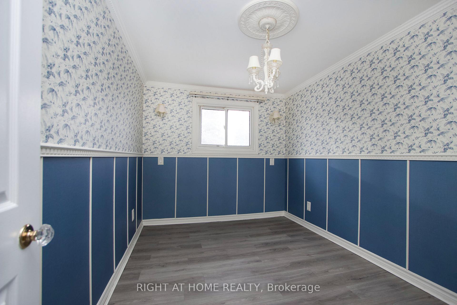 Photo 18 of 1053 Hortop Street, Oshawa, Centennial — HOMEH