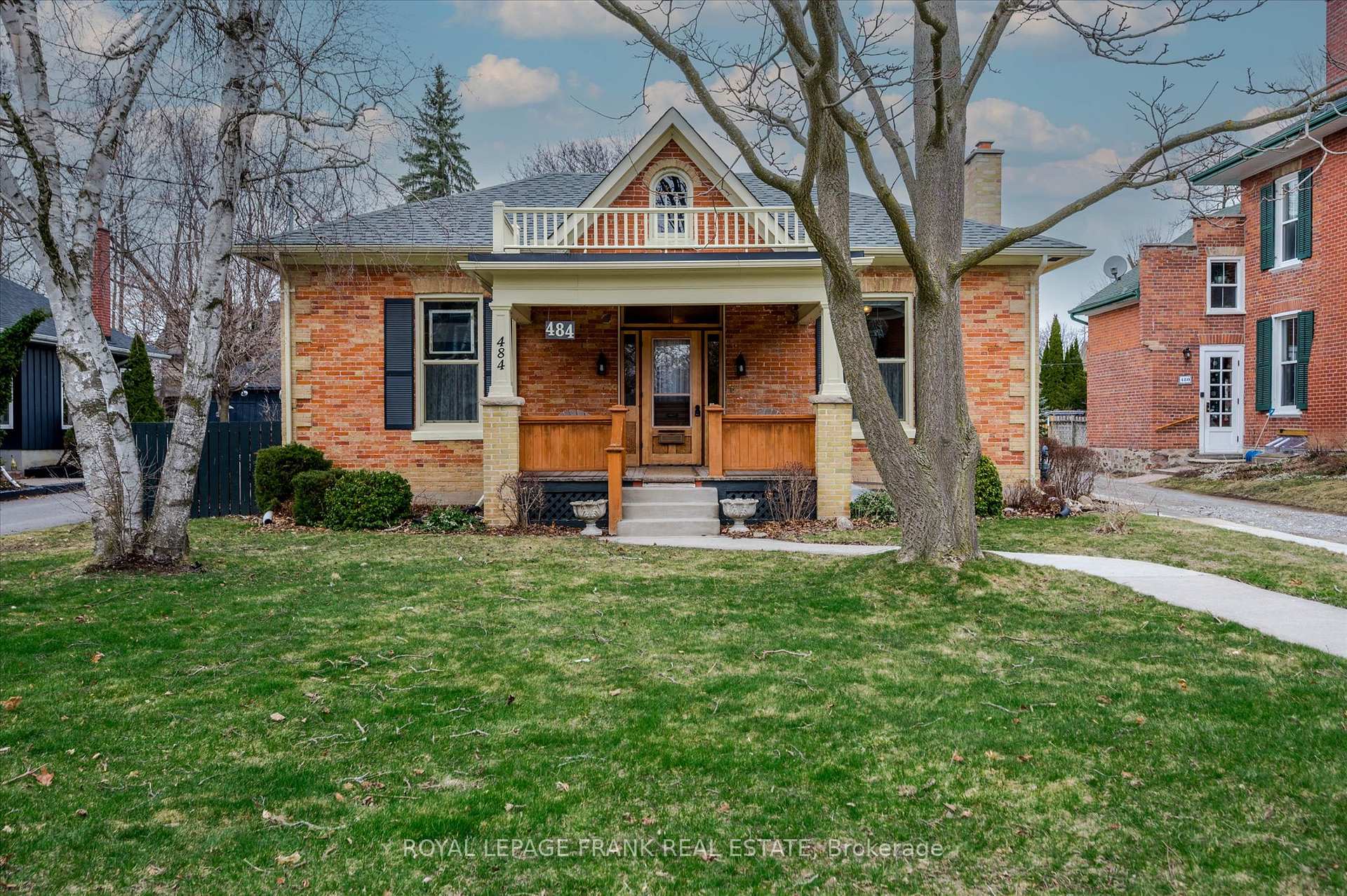 Photo 3 of 484 Gilmour Street, Peterborough, Town Ward 3 — HOMEH
