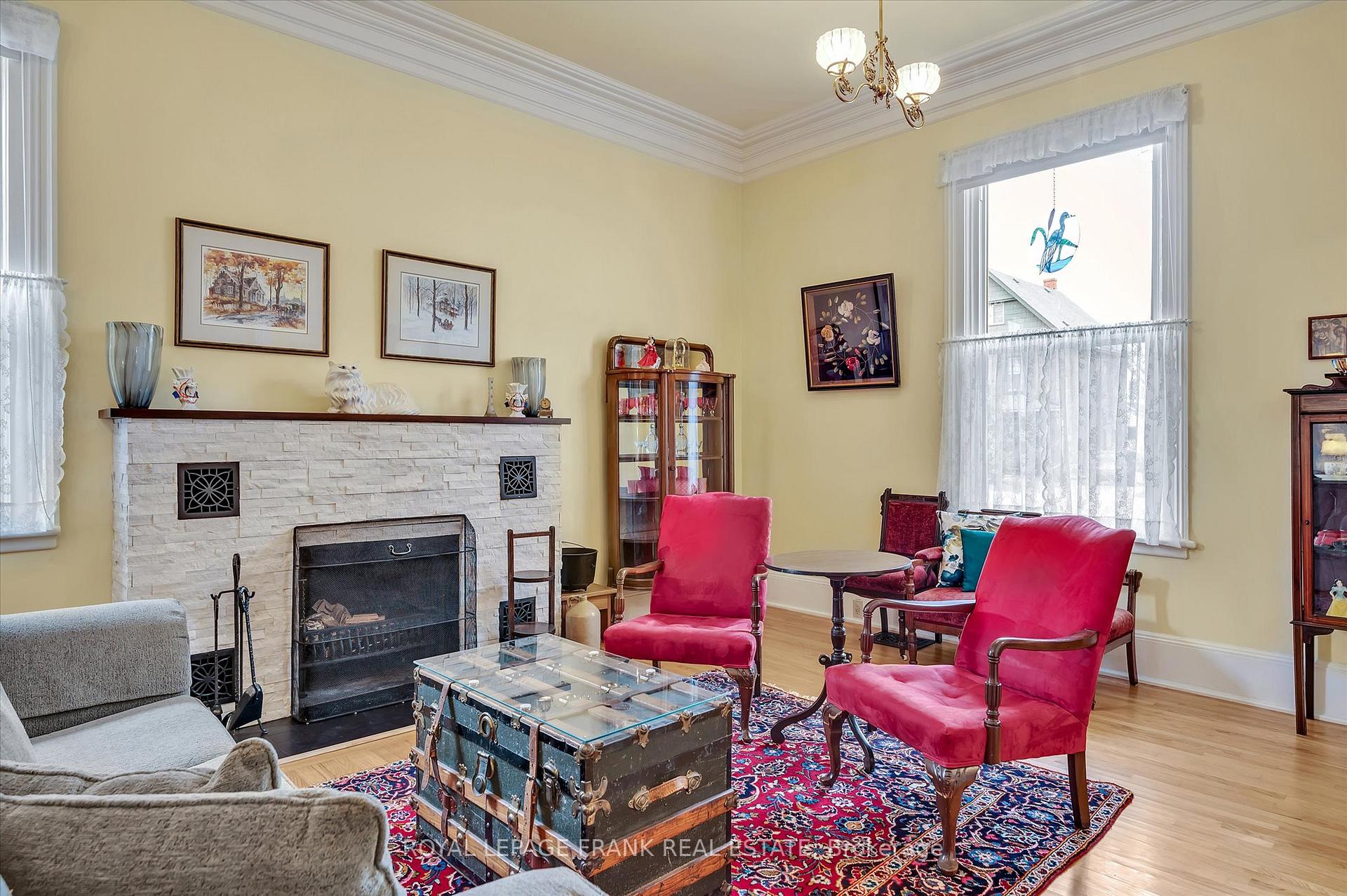 Photo 7 of 484 Gilmour Street, Peterborough, Town Ward 3 — HOMEH
