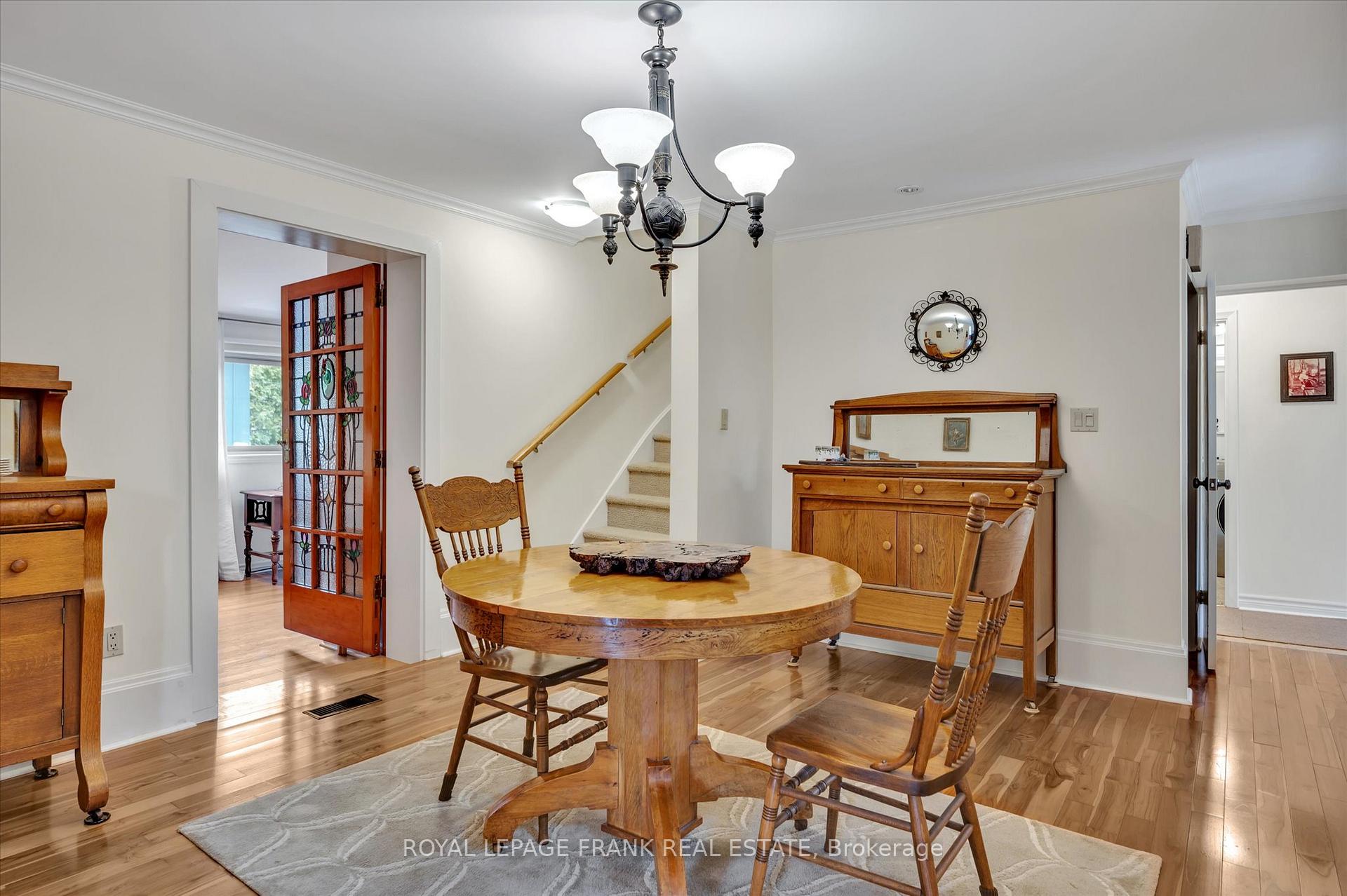 Photo 10 of 484 Gilmour Street, Peterborough, Town Ward 3 — HOMEH
