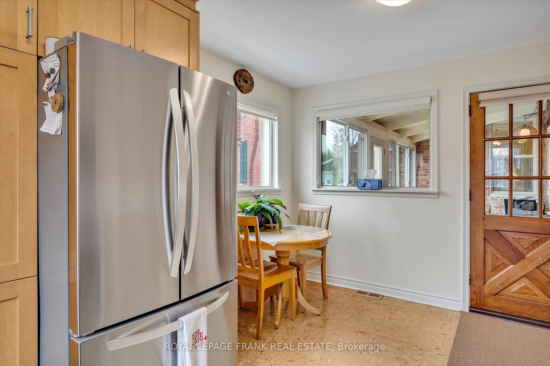 Photo 13 of 484 Gilmour Street, Peterborough, Town Ward 3 — HOMEH
