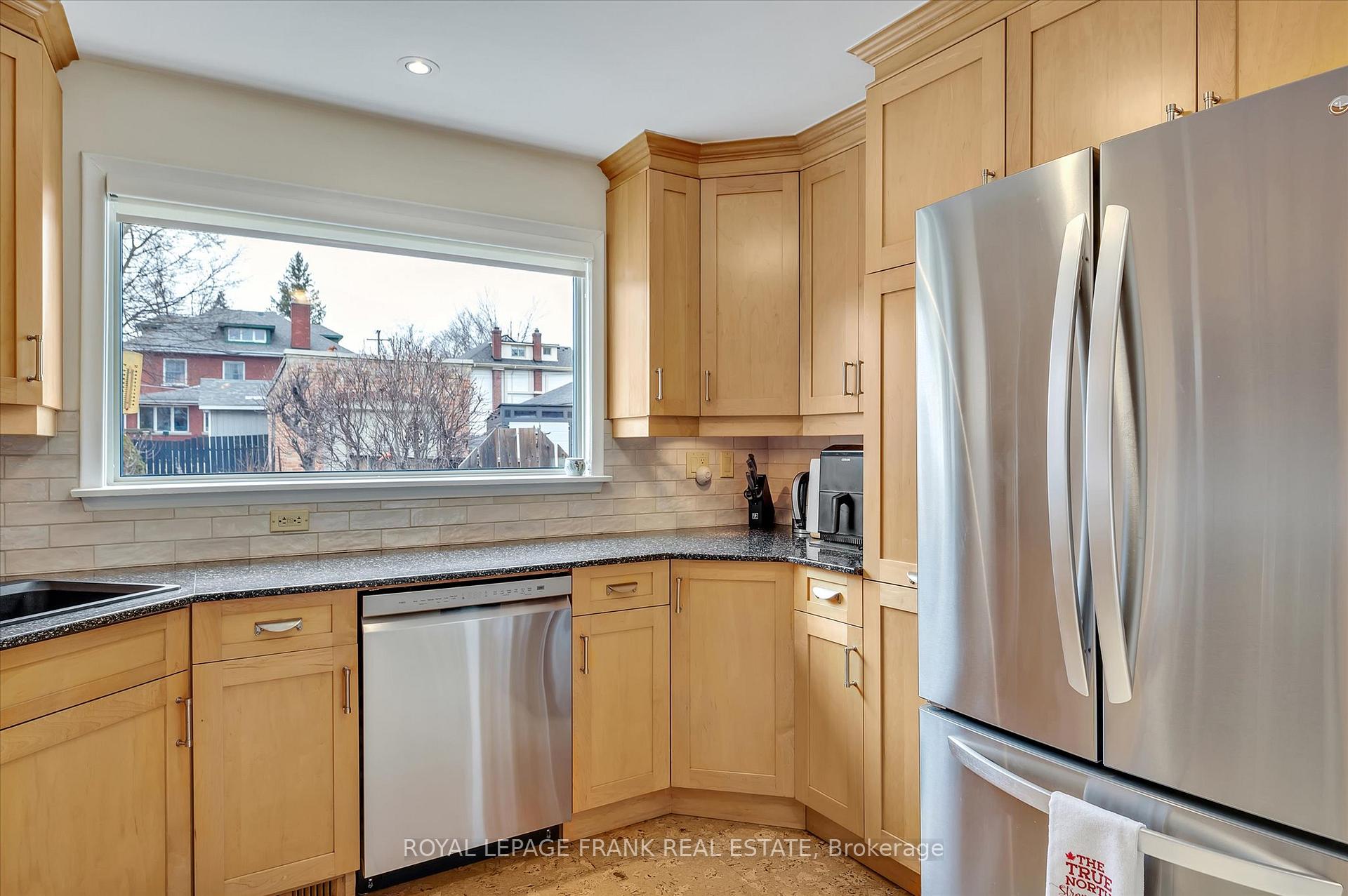 Photo 15 of 484 Gilmour Street, Peterborough, Town Ward 3 — HOMEH