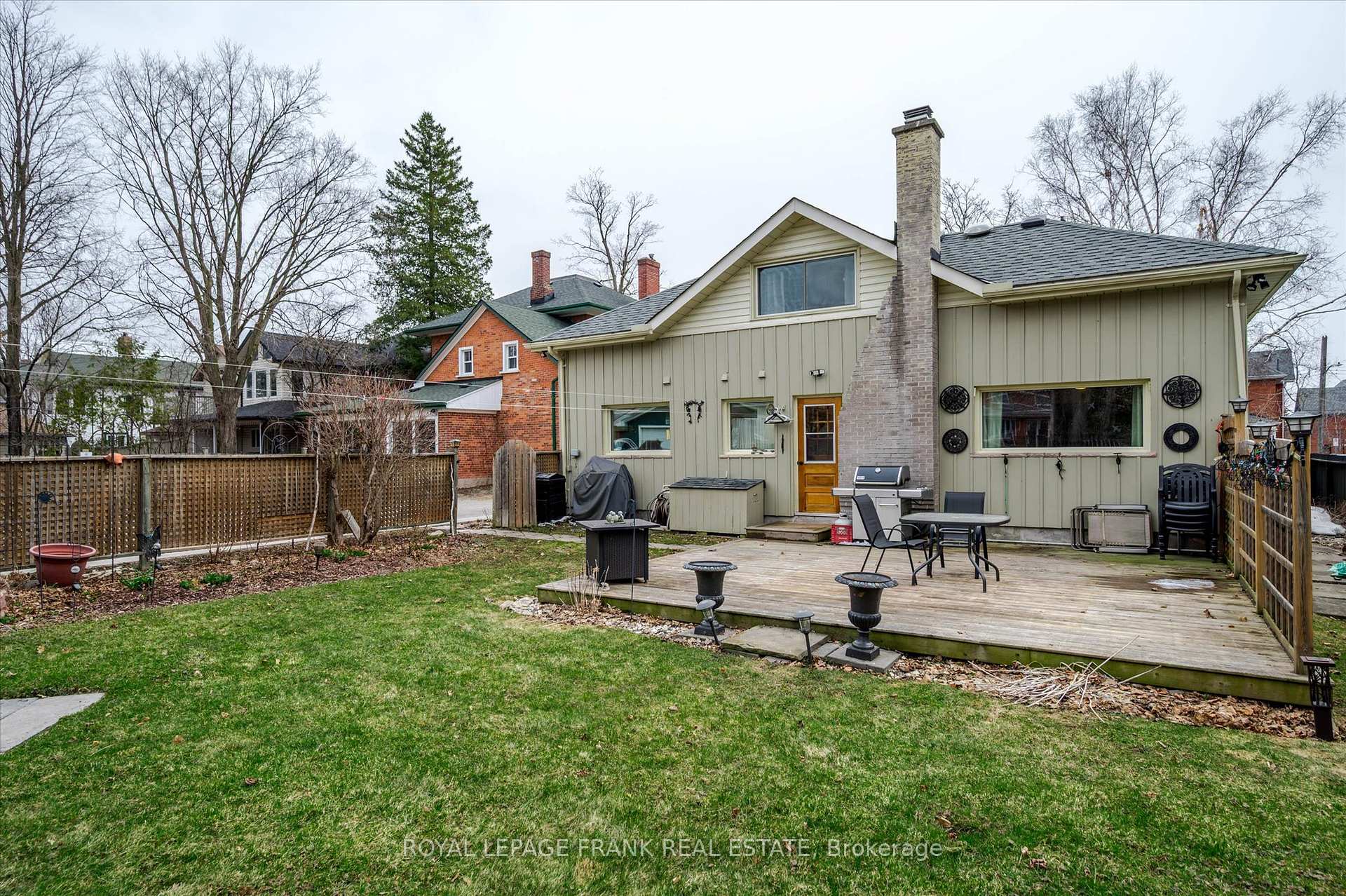 Photo 40 of 484 Gilmour Street, Peterborough, Town Ward 3 — HOMEH